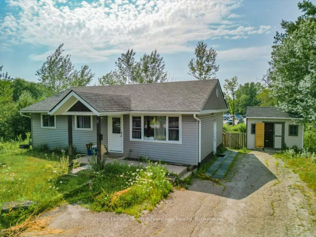 Photo 27 of 8 Edward Street, Parry Sound — HOMEH