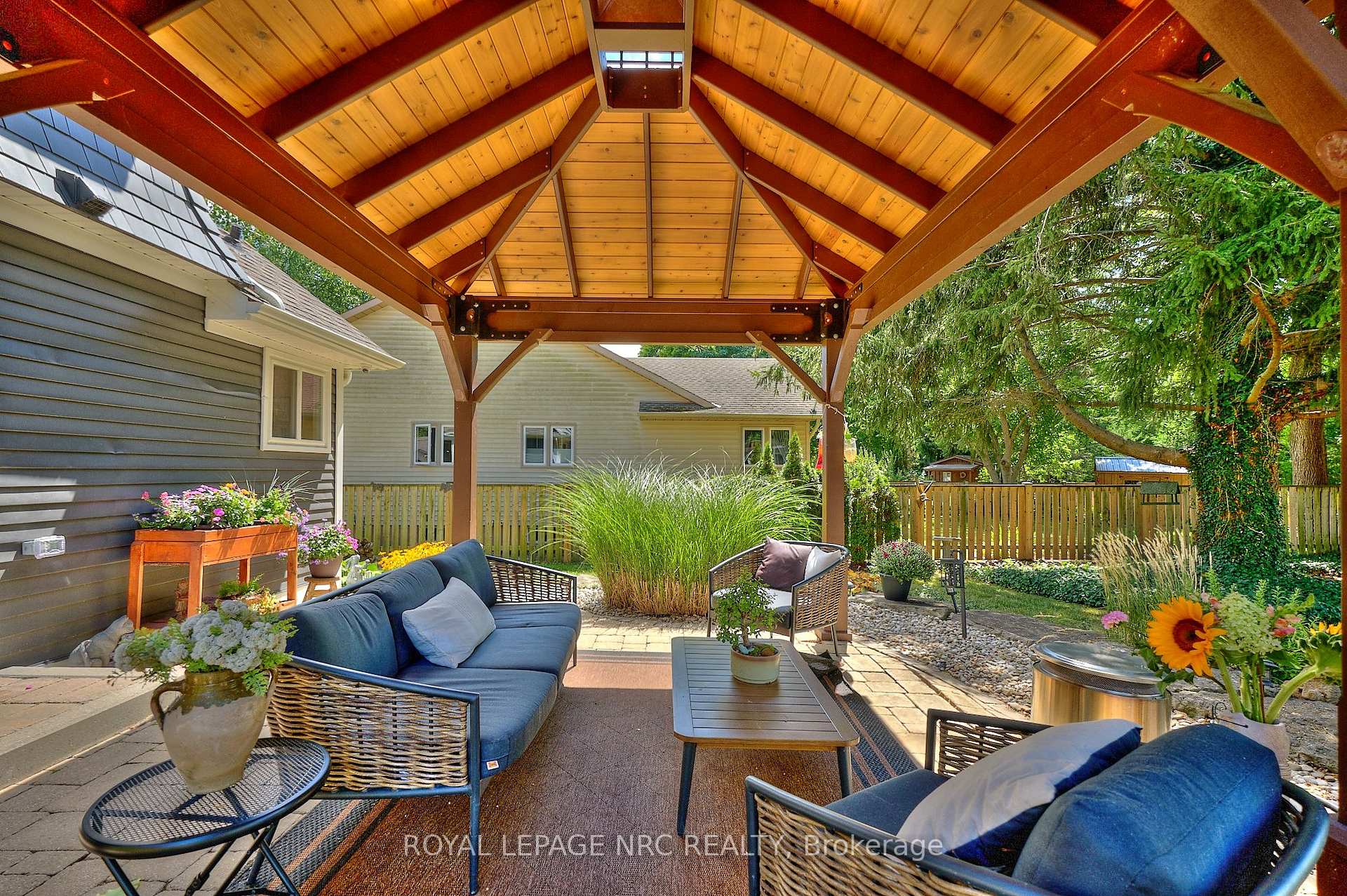 Photo 6 of 1032 Church Street, Pelham, Fenwick — HOMEH