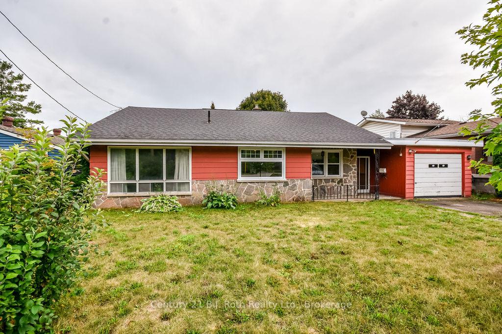 Photo 2 of 377 Barrie Road, Orillia — HOMEH