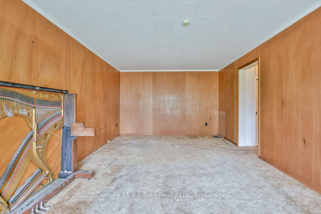 Photo 7 of 377 Barrie Road, Orillia — HOMEH