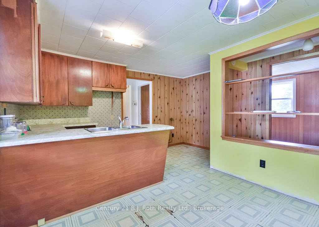 Photo 10 of 377 Barrie Road, Orillia — HOMEH