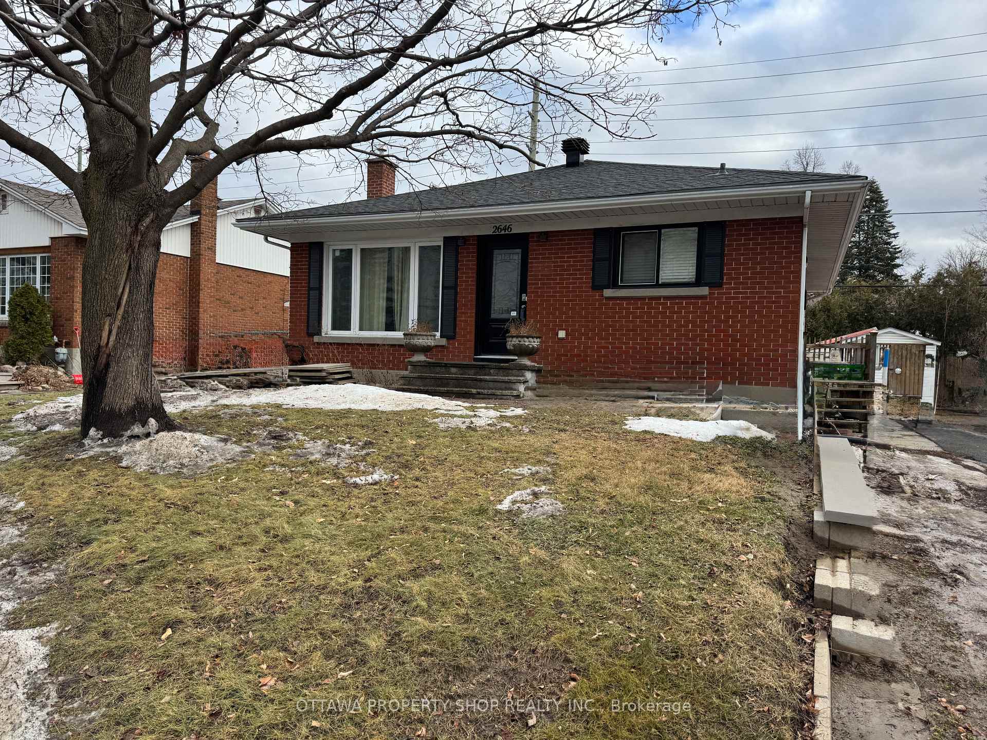 Photo 2 of 2646 Iris Street, Ottawa, Queensway Terrace South/Ridgeview — HOMEH