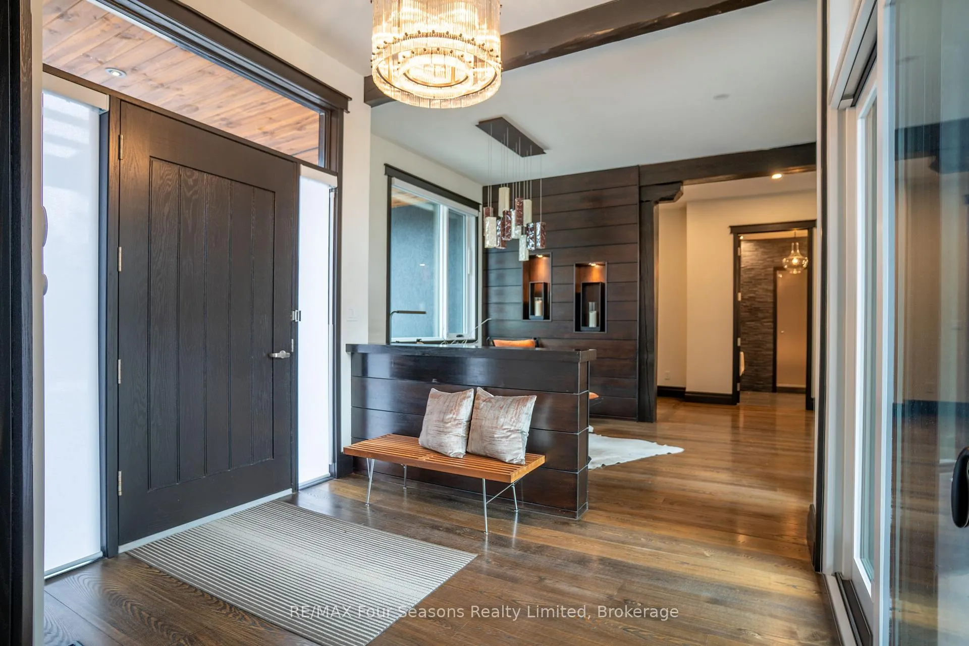 Photo 3 of 103 Cortina Crescent, Blue Mountains — HOMEH