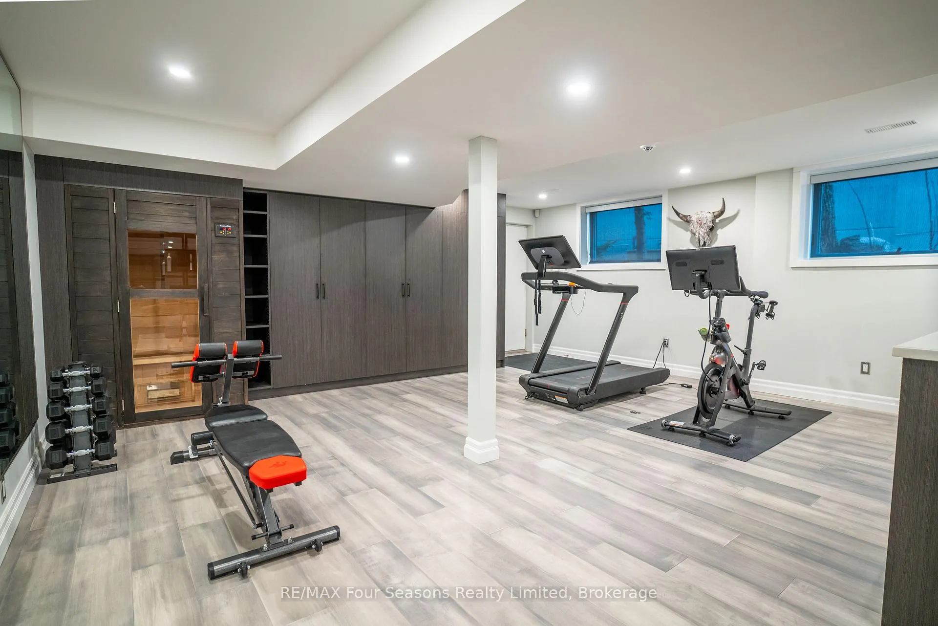Photo 22 of 103 Cortina Crescent, Blue Mountains — HOMEH