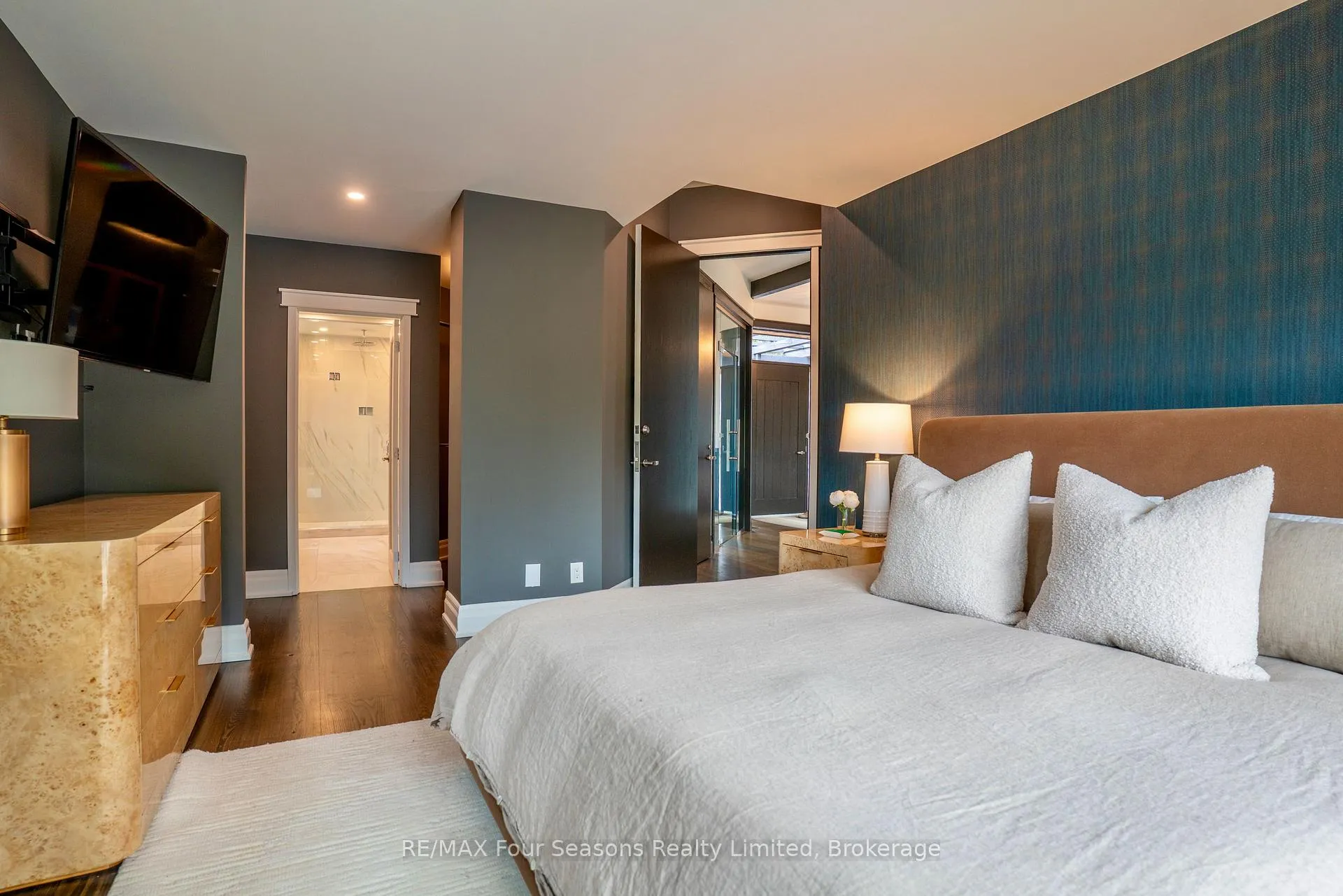 Photo 25 of 103 Cortina Crescent, Blue Mountains — HOMEH
