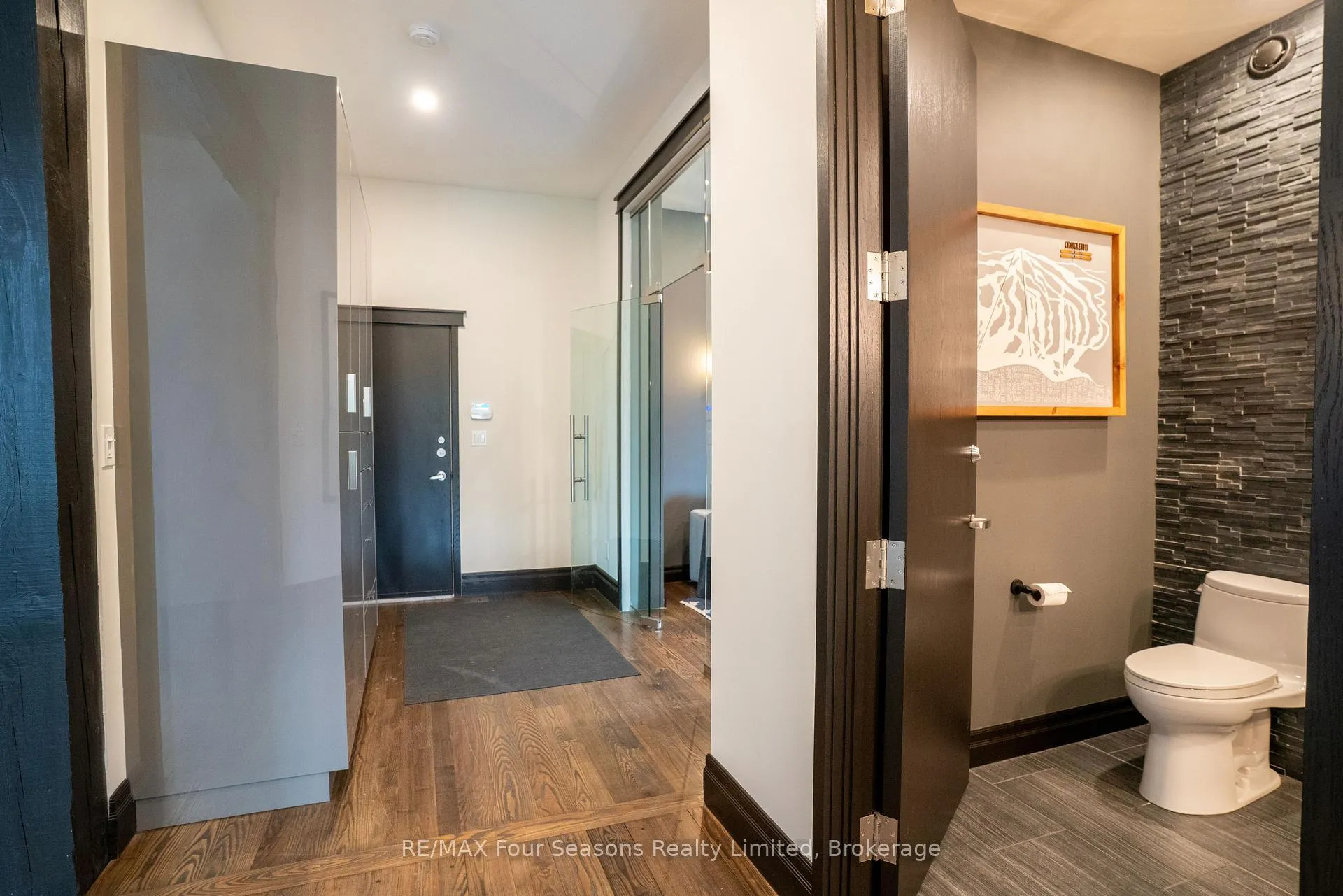 Photo 30 of 103 Cortina Crescent, Blue Mountains — HOMEH
