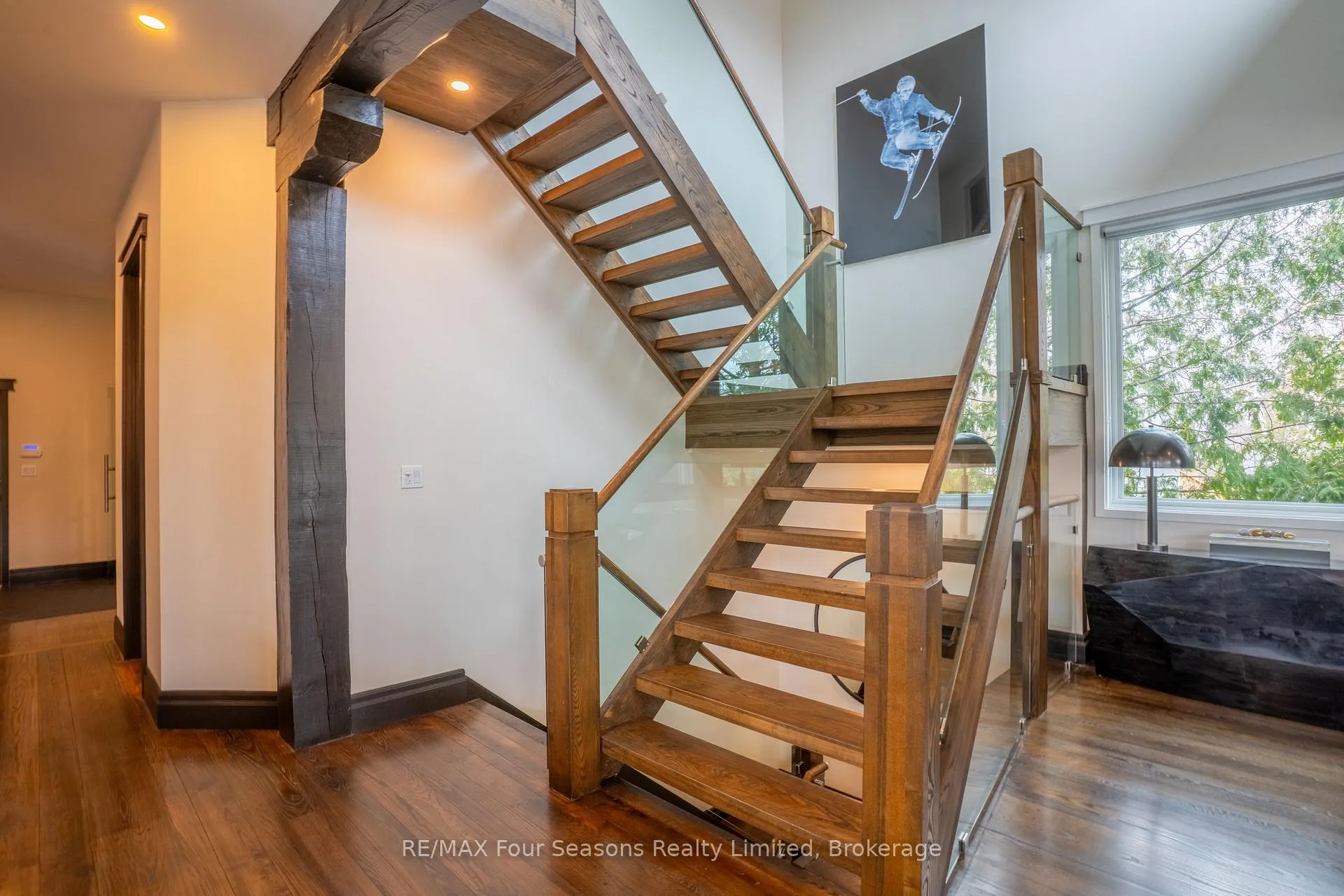 Photo 31 of 103 Cortina Crescent, Blue Mountains — HOMEH