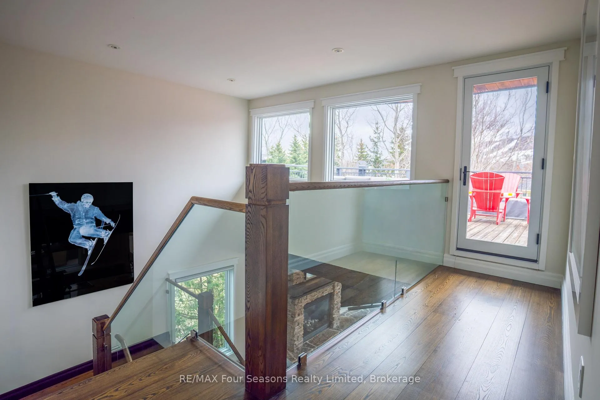Photo 32 of 103 Cortina Crescent, Blue Mountains — HOMEH