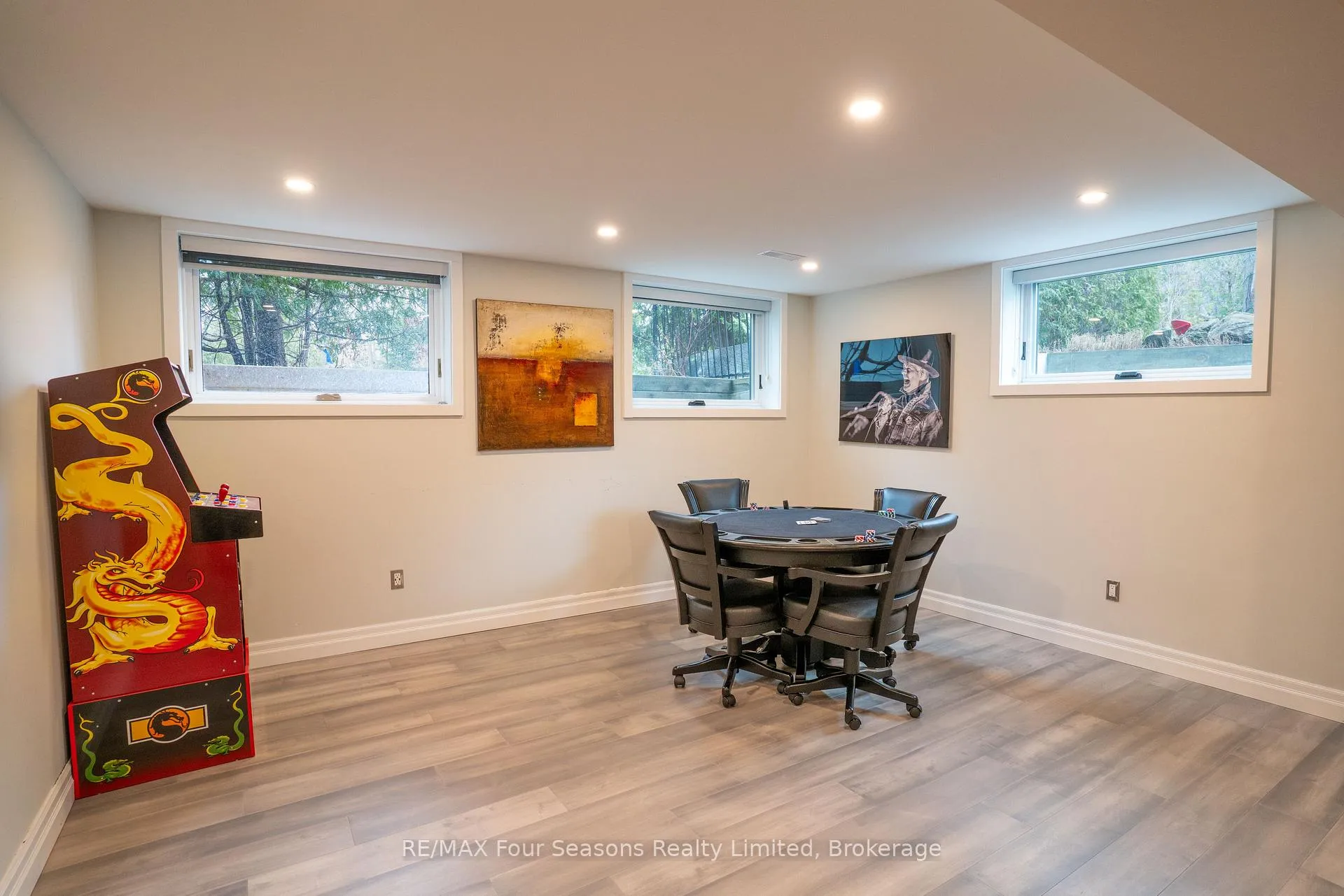 Photo 36 of 103 Cortina Crescent, Blue Mountains — HOMEH