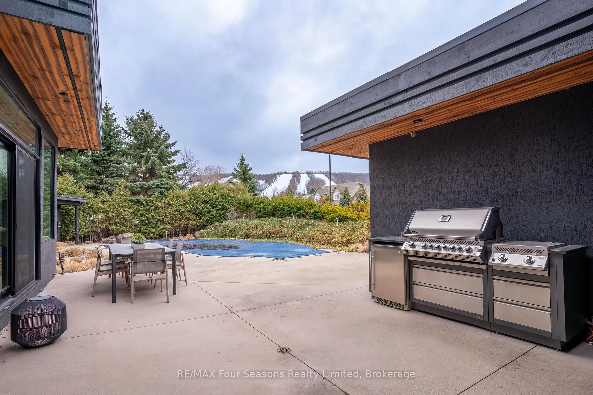 Photo 45 of 103 Cortina Crescent, Blue Mountains — HOMEH