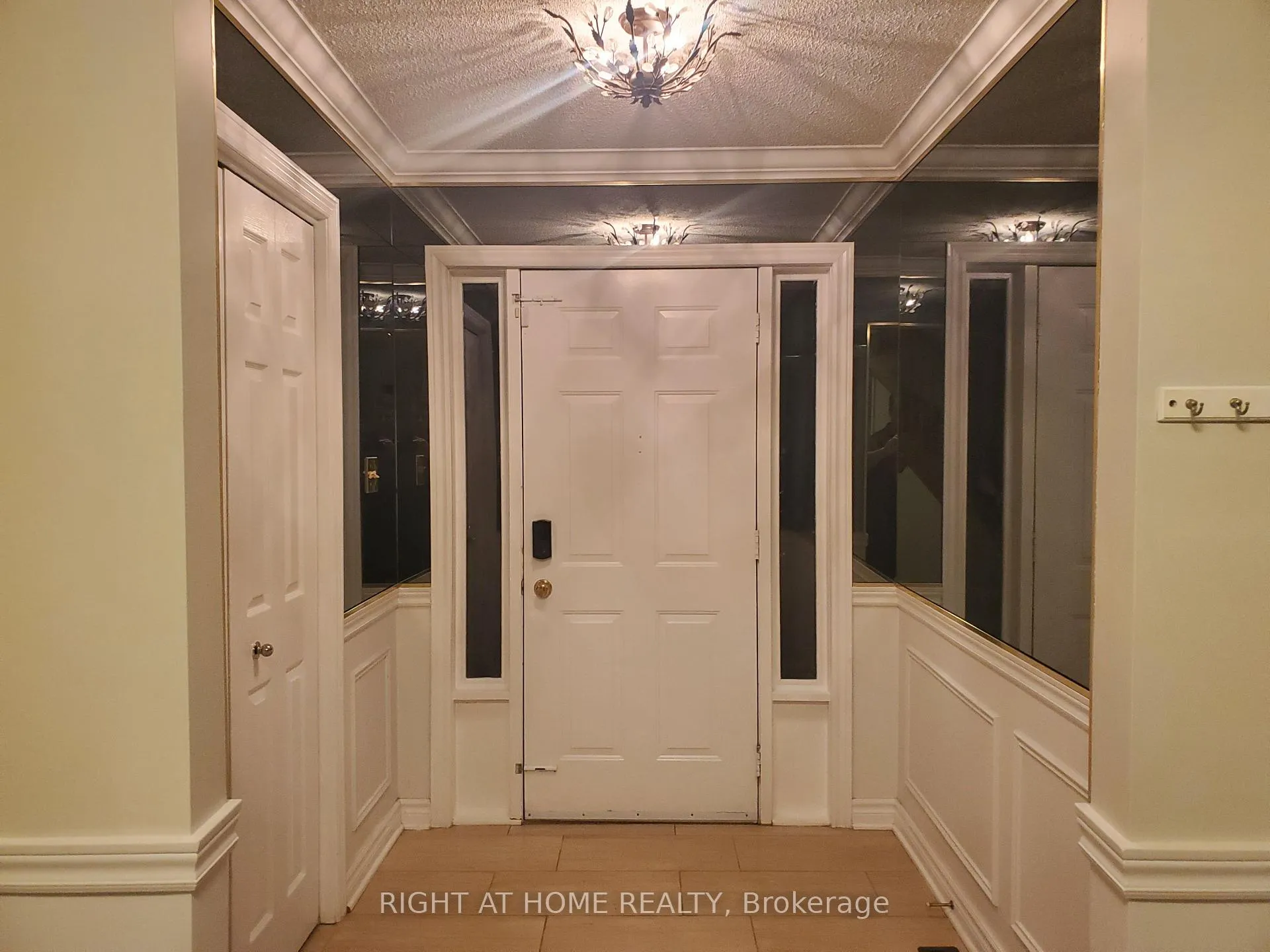 Photo 12 of 82 Woodside Square, Pelham, Fonthill — HOMEH