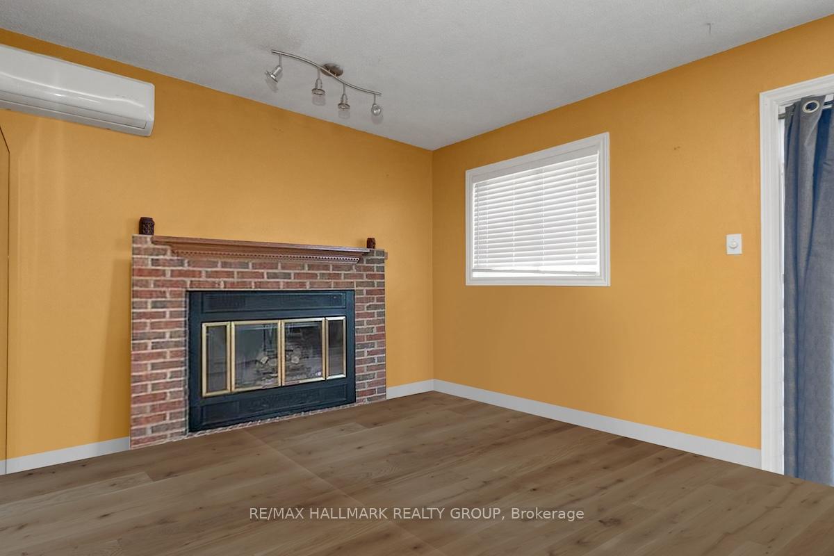 Photo 3 of 6403 Viseneau Drive, Ottawa, Chateauneuf — HOMEH
