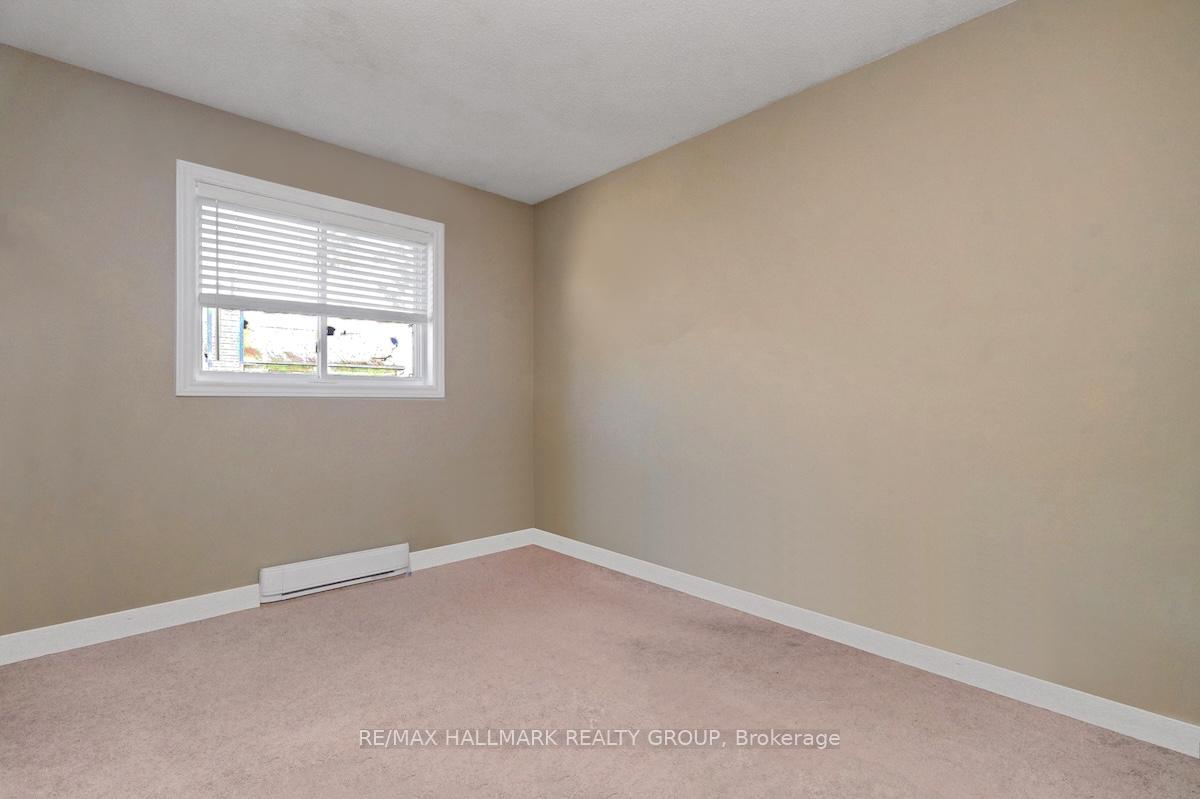Photo 11 of 6403 Viseneau Drive, Ottawa, Chateauneuf — HOMEH