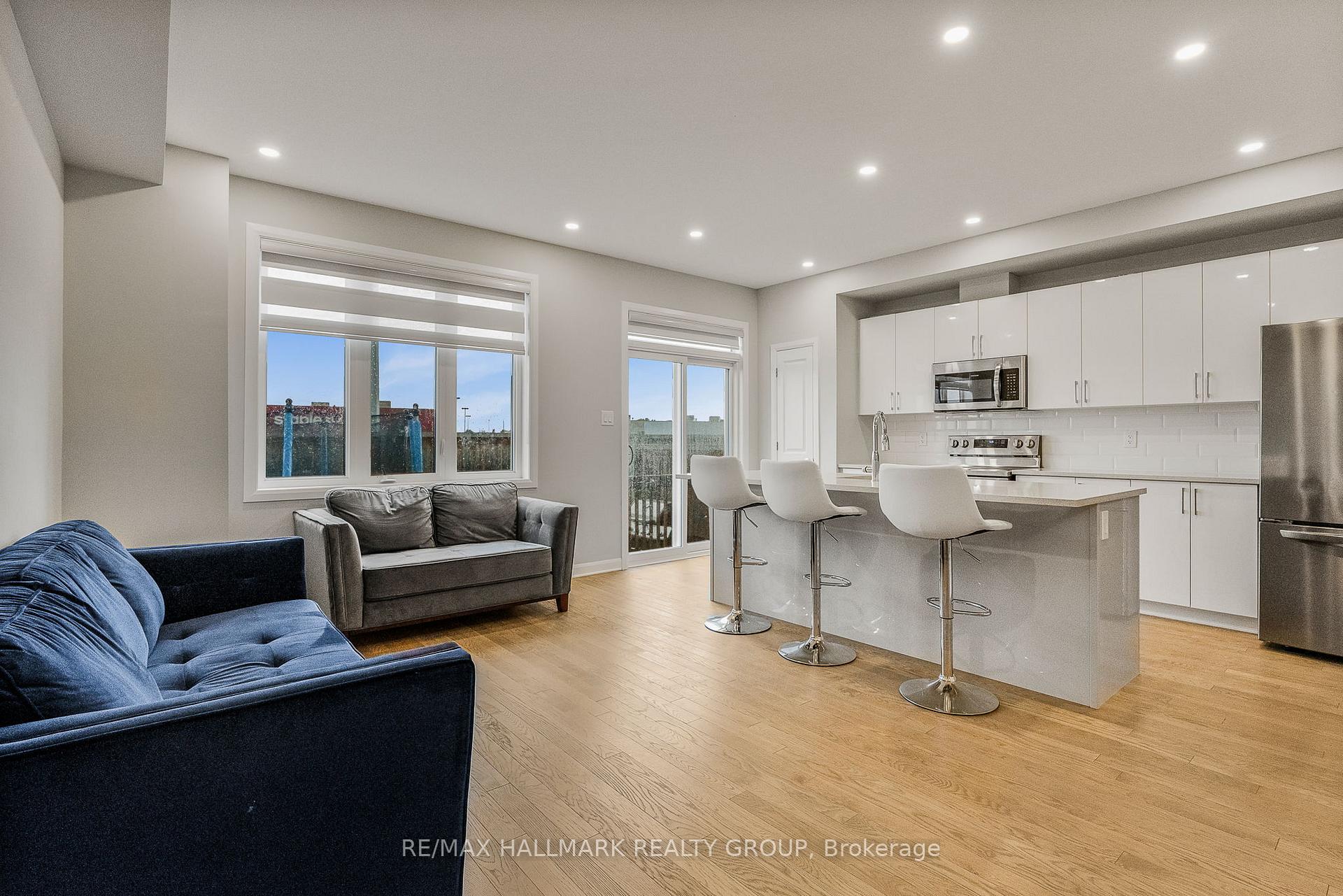 Photo 8 of 530 Prominence Way, Ottawa, Avalon East — HOMEH