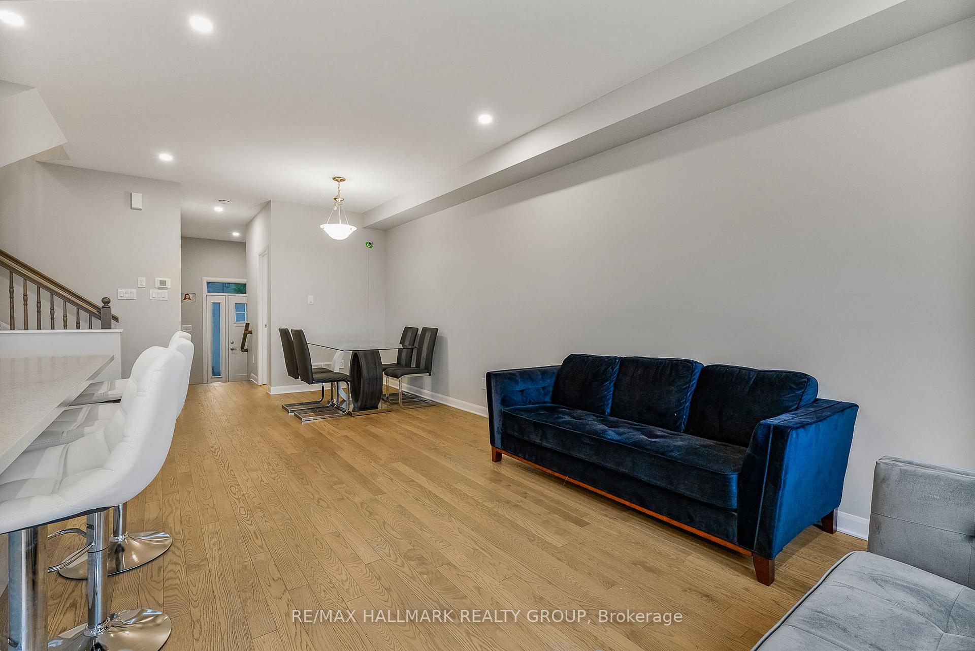Photo 10 of 530 Prominence Way, Ottawa, Avalon East — HOMEH