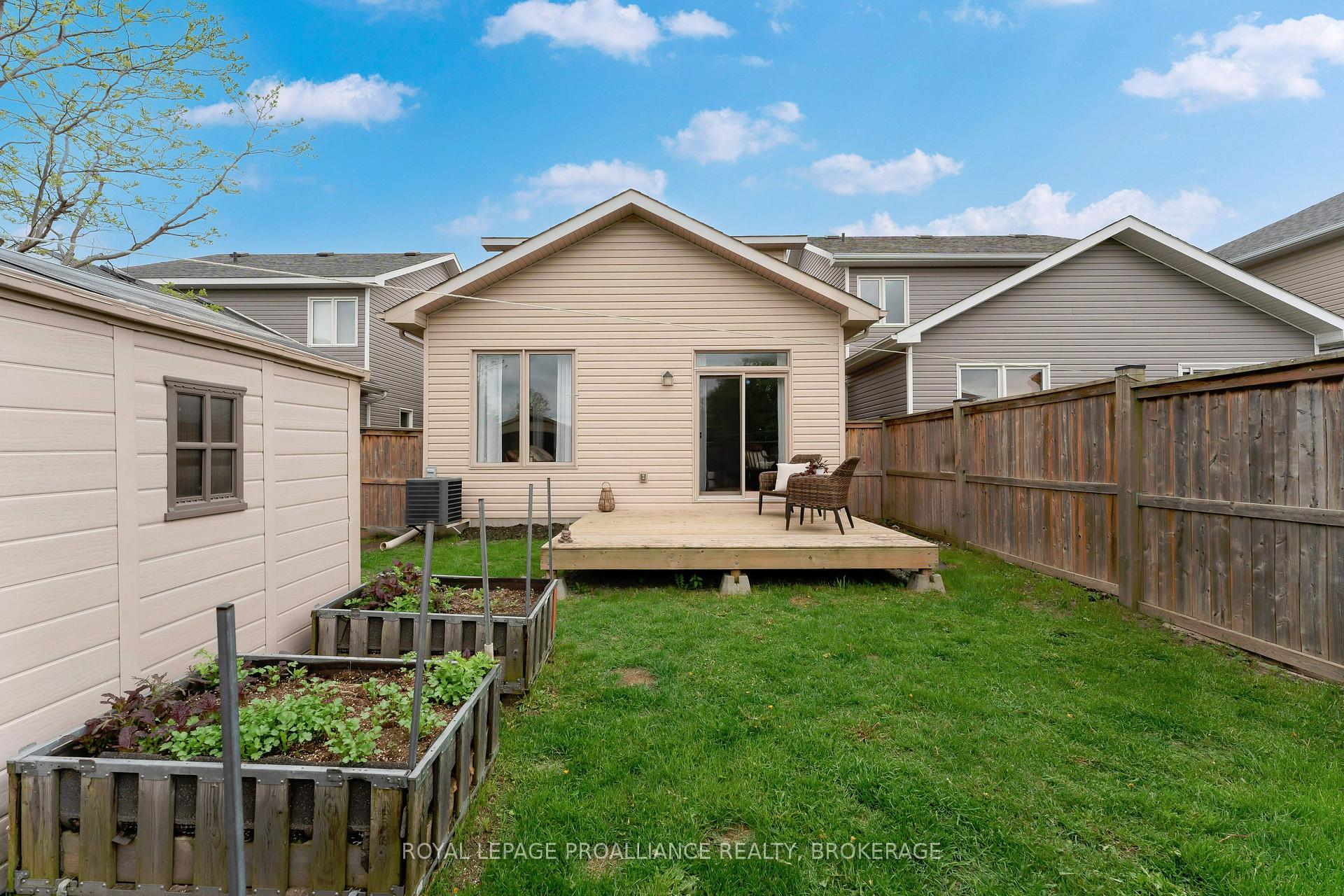 Photo 44 of 1290 Atkinson Street, Kingston, City Northwest — HOMEH