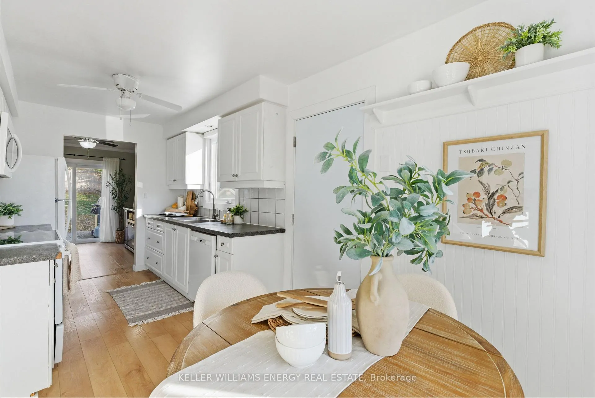 Photo 6 of 35 Overbank Drive, Oshawa, McLaughlin — HOMEH