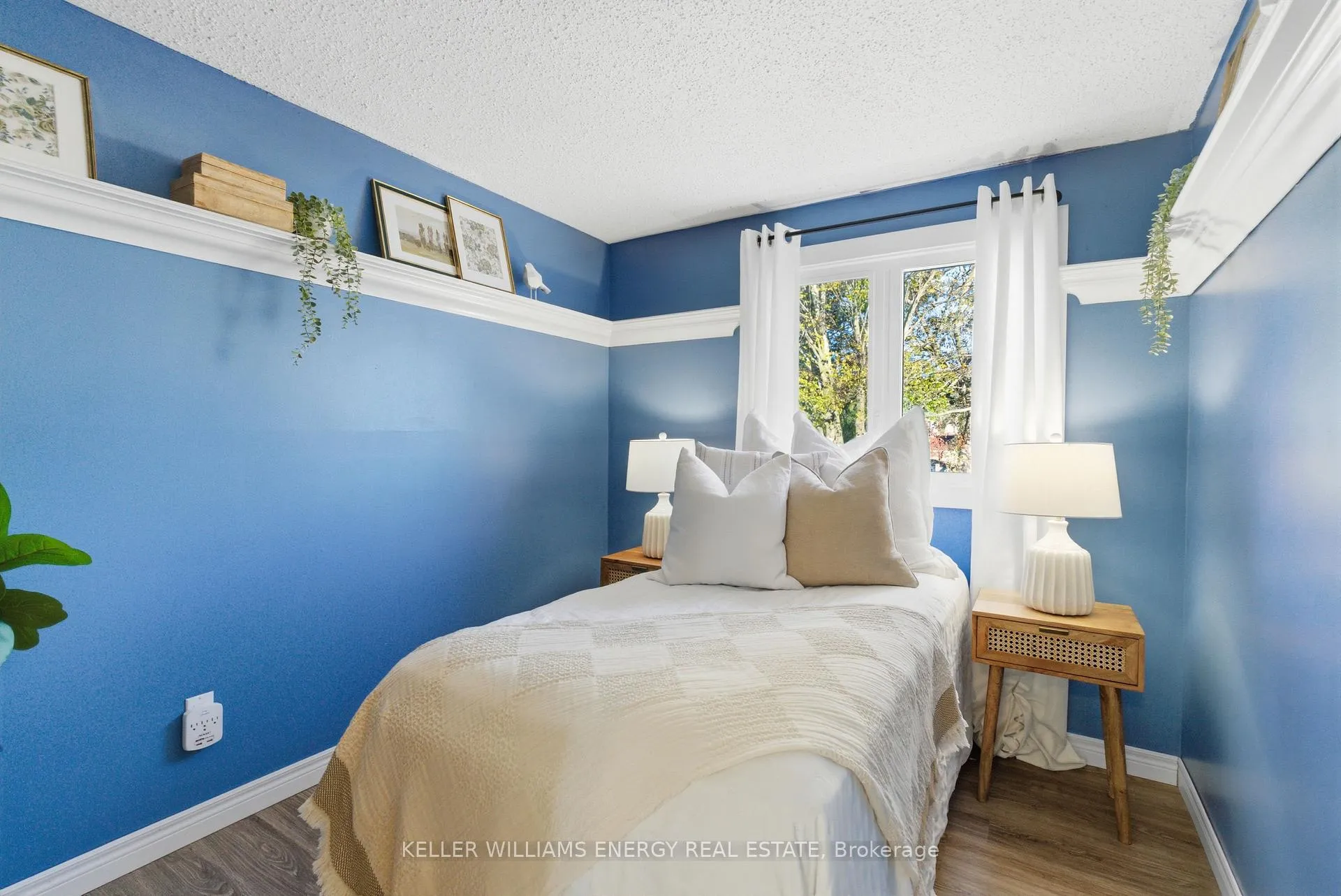 Photo 32 of 35 Overbank Drive, Oshawa, McLaughlin — HOMEH
