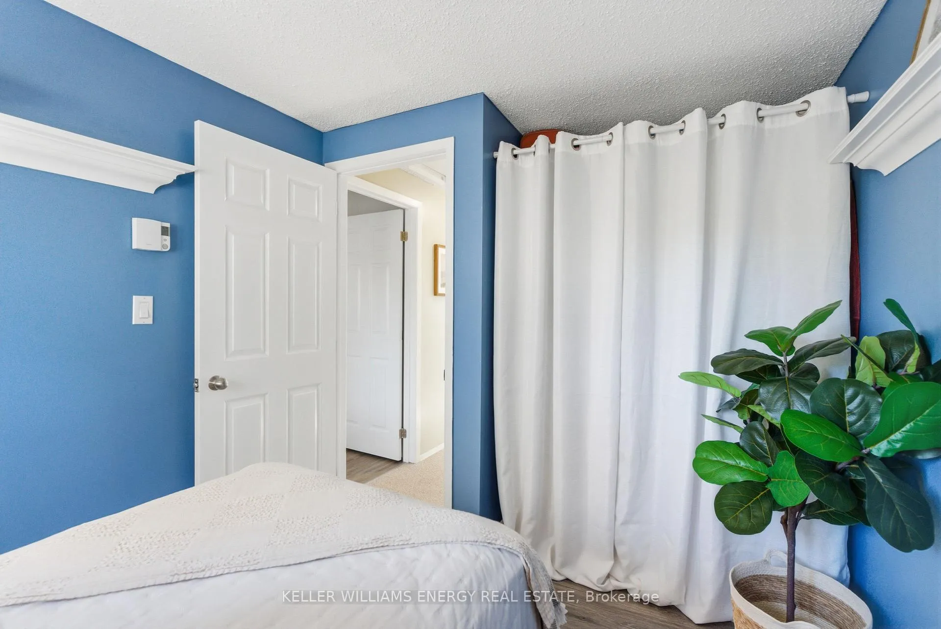 Photo 33 of 35 Overbank Drive, Oshawa, McLaughlin — HOMEH