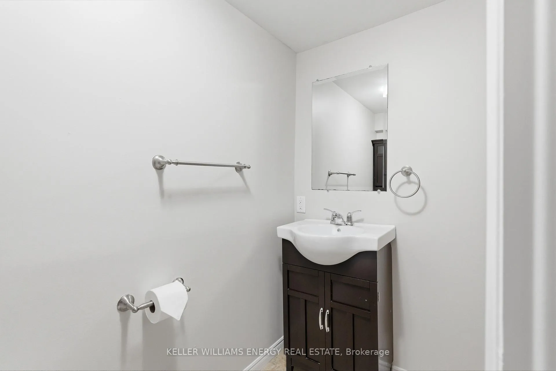 Photo 39 of 35 Overbank Drive, Oshawa, McLaughlin — HOMEH