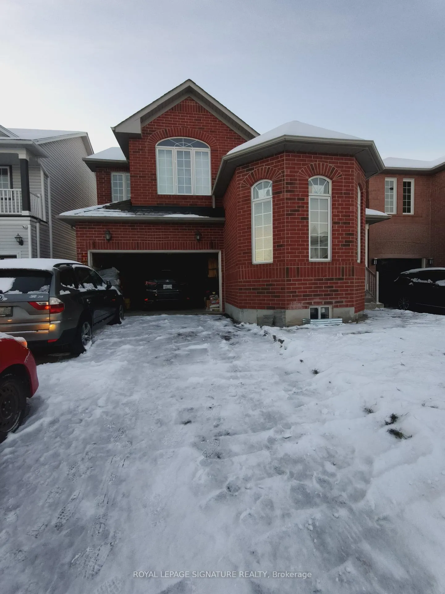 Front of Unit Bsmnt, 1215 Wadebridge Crescent