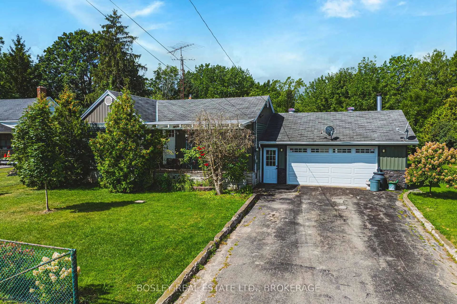 Photo 4 of 9143 Sodom Road, Niagara Falls, Lyons Creek — HOMEH