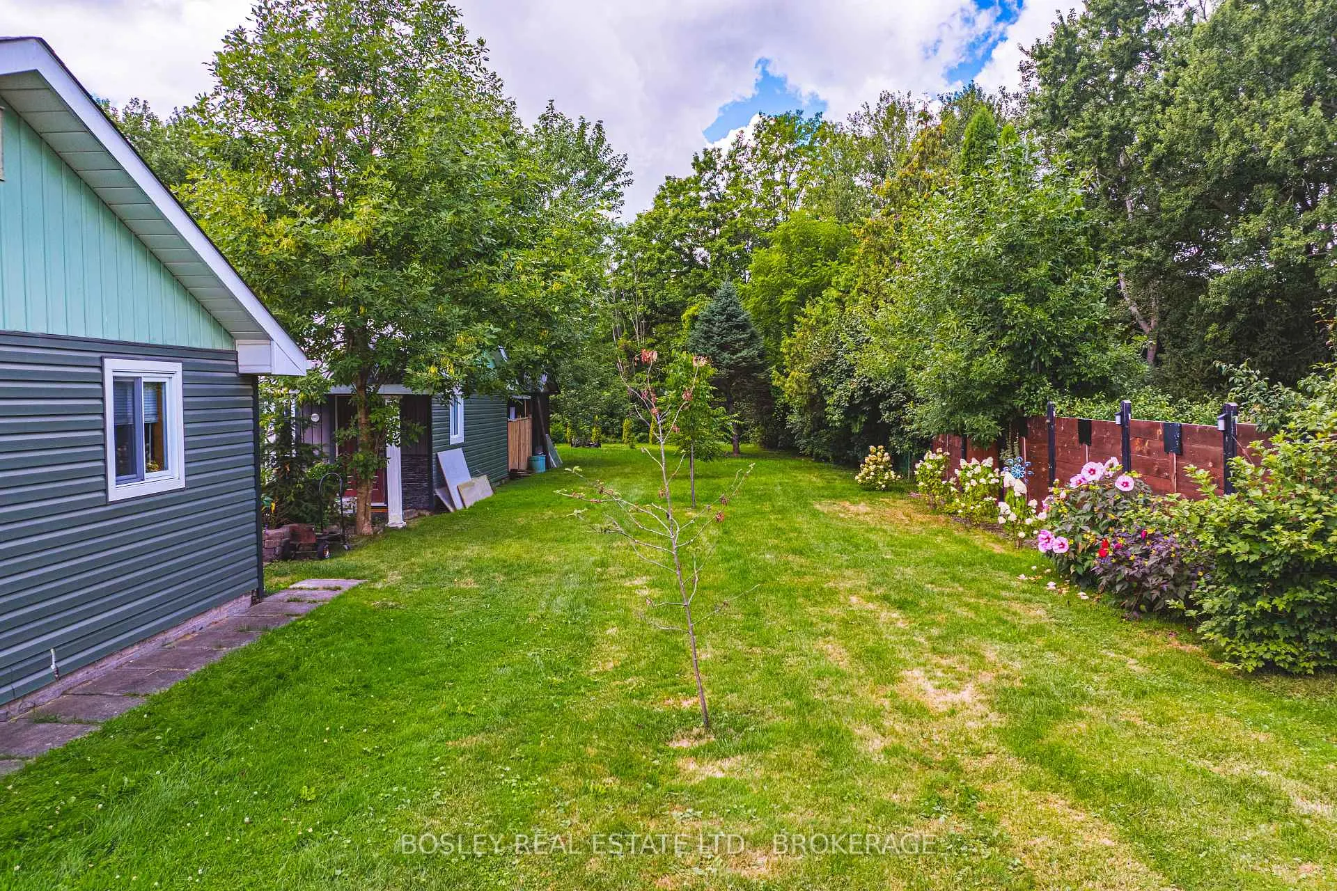 Photo 38 of 9143 Sodom Road, Niagara Falls, Lyons Creek — HOMEH