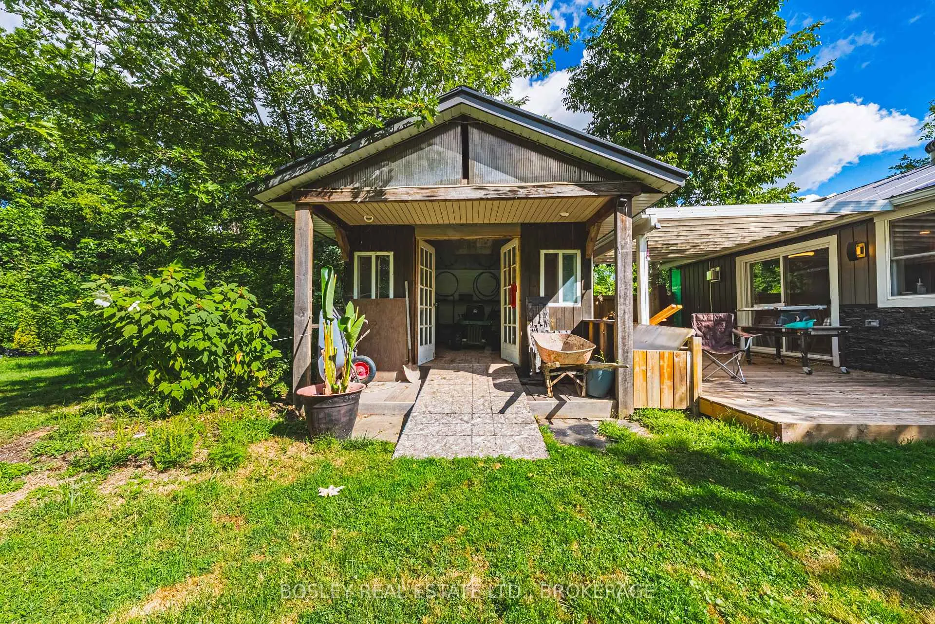 Photo 44 of 9143 Sodom Road, Niagara Falls, Lyons Creek — HOMEH