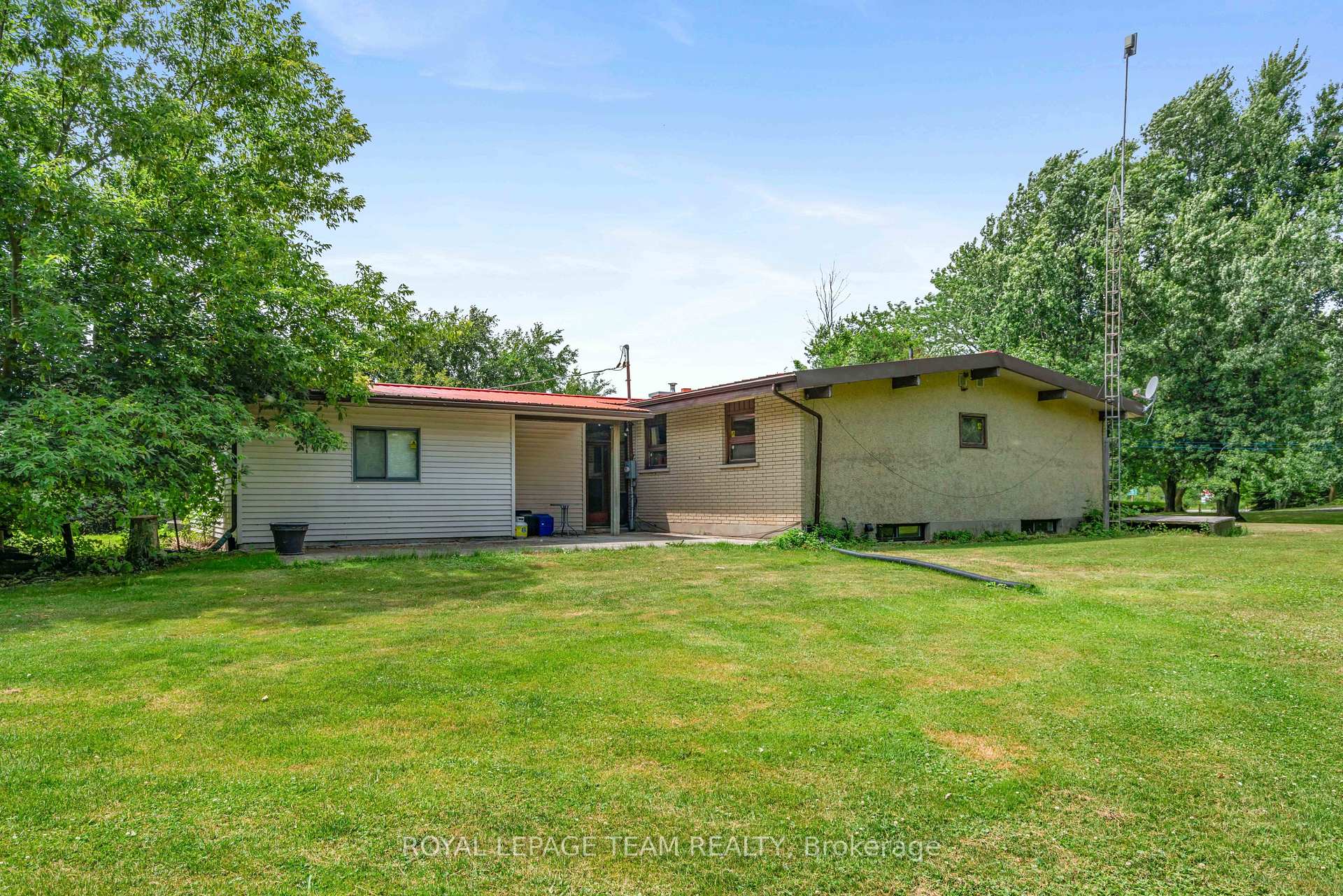 Photo 2 of 1489 County 31 Road, North Dundas, North Dundas (Winchester) Twp — HOMEH