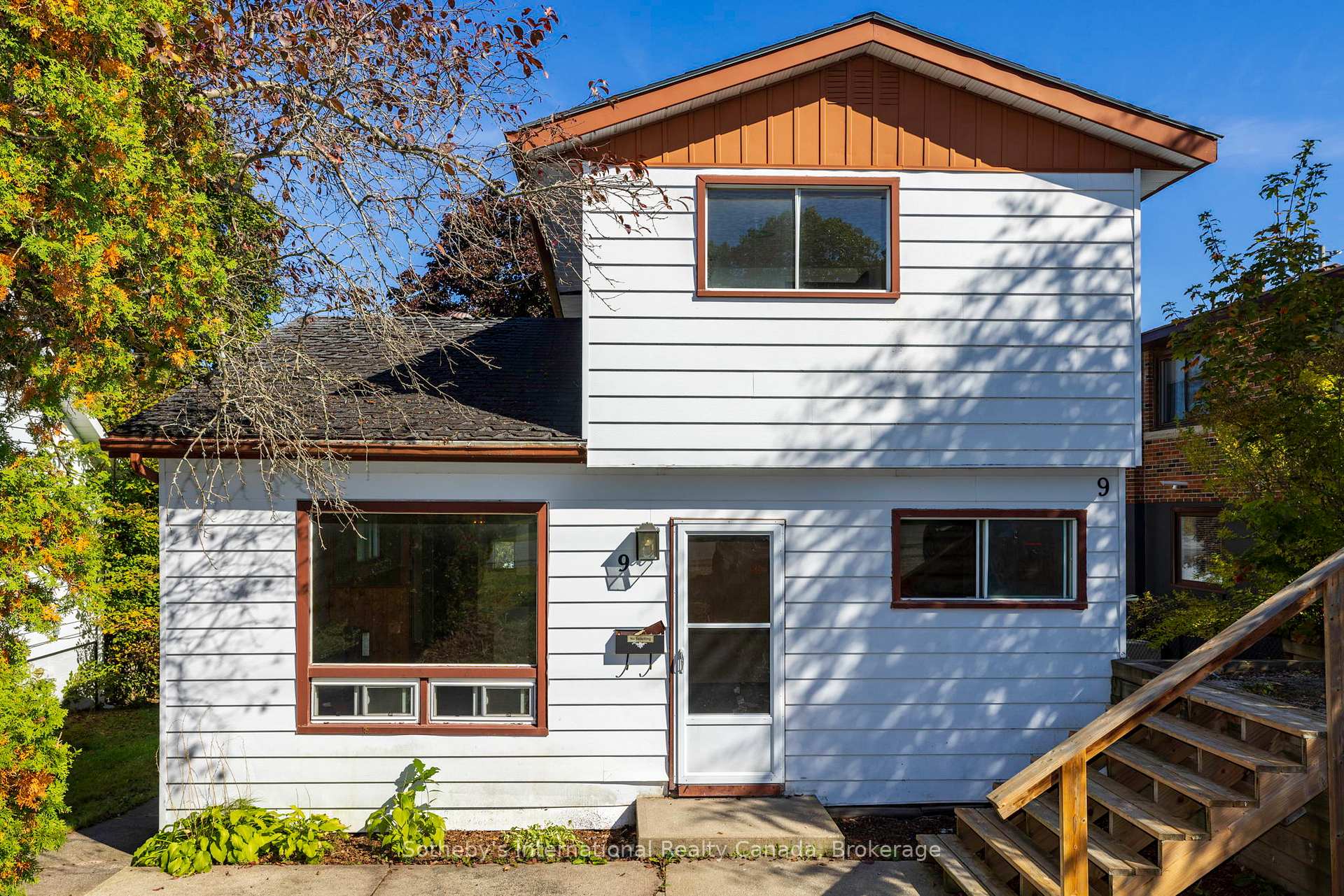 Photo 21 of 9 Summitt Avenue, Parry Sound — HOMEH