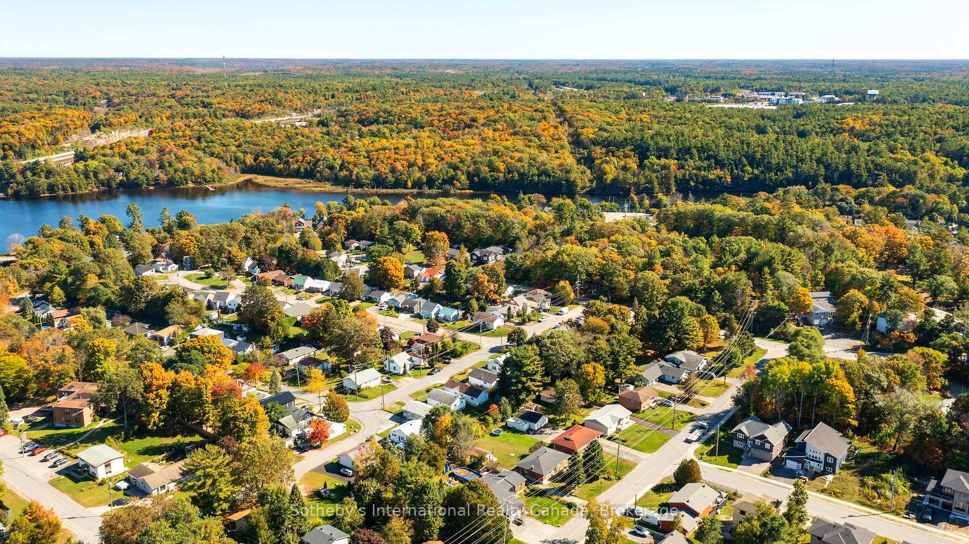 Photo 27 of 9 Summitt Avenue, Parry Sound — HOMEH
