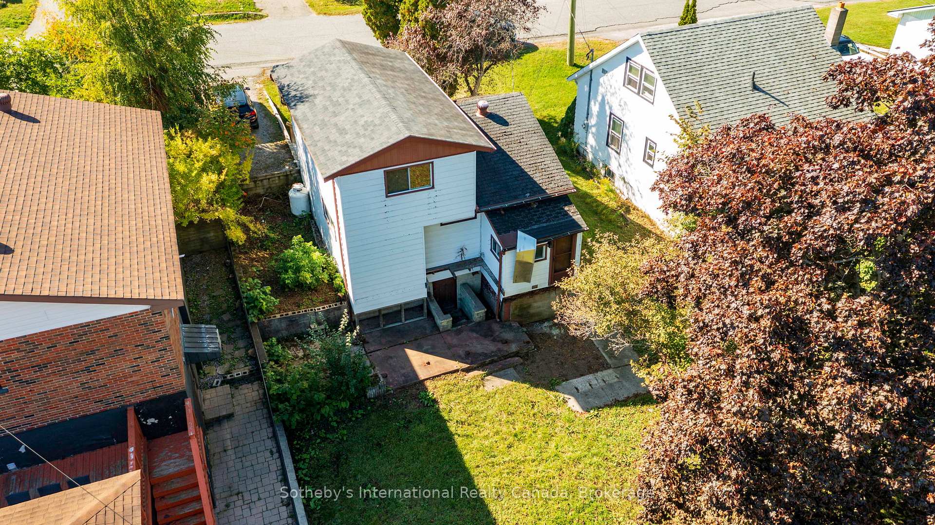 Photo 32 of 9 Summitt Avenue, Parry Sound — HOMEH