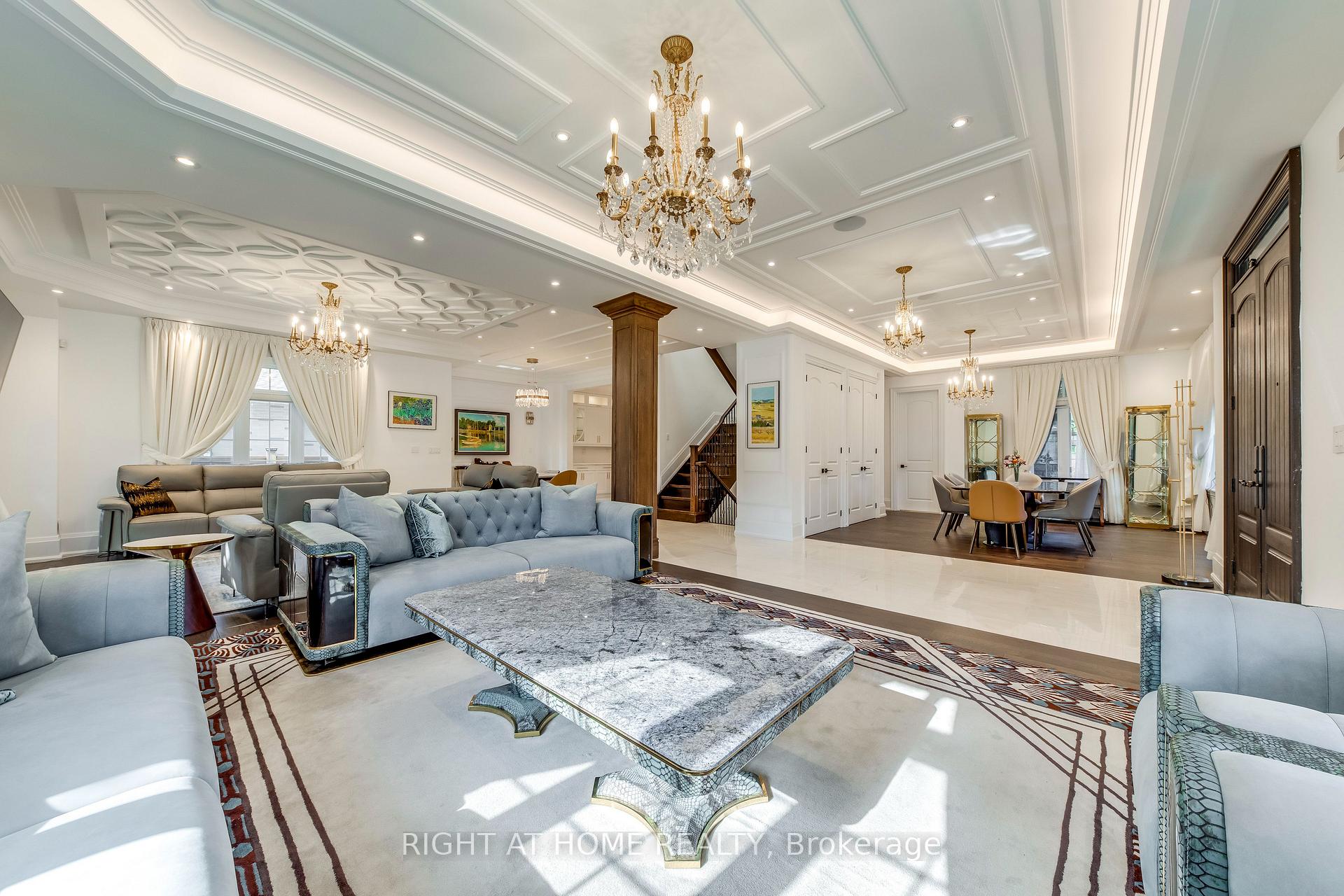 Photo 4 of 523 Brookside Drive, Oakville, West — HOMEH
