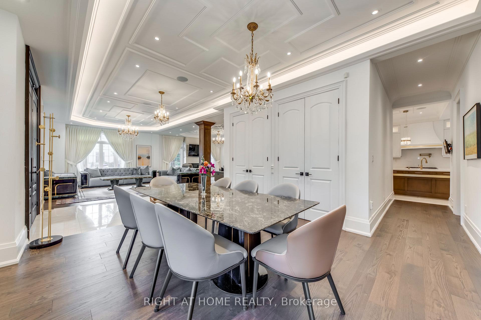 Photo 6 of 523 Brookside Drive, Oakville, West — HOMEH