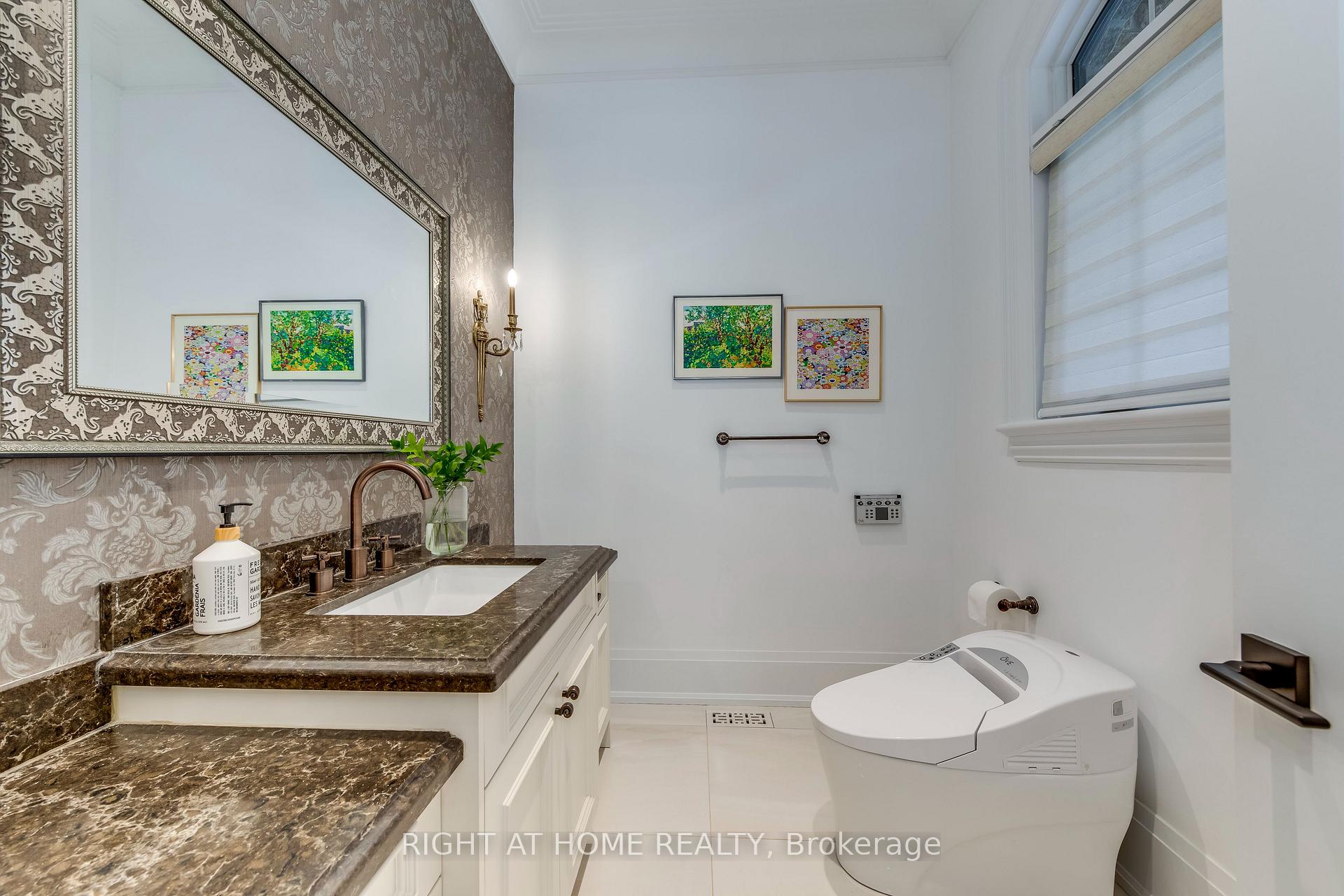 Photo 18 of 523 Brookside Drive, Oakville, West — HOMEH