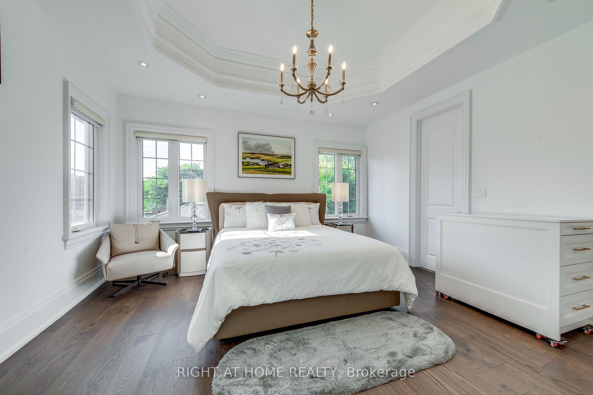 Photo 22 of 523 Brookside Drive, Oakville, West — HOMEH