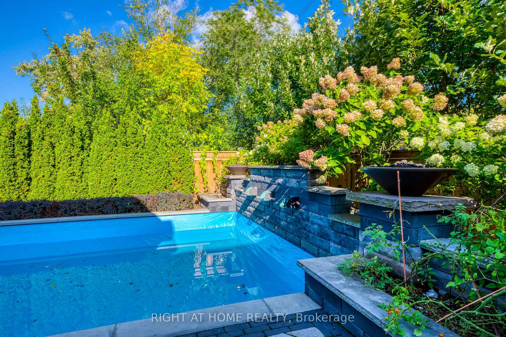 Photo 42 of 523 Brookside Drive, Oakville, West — HOMEH