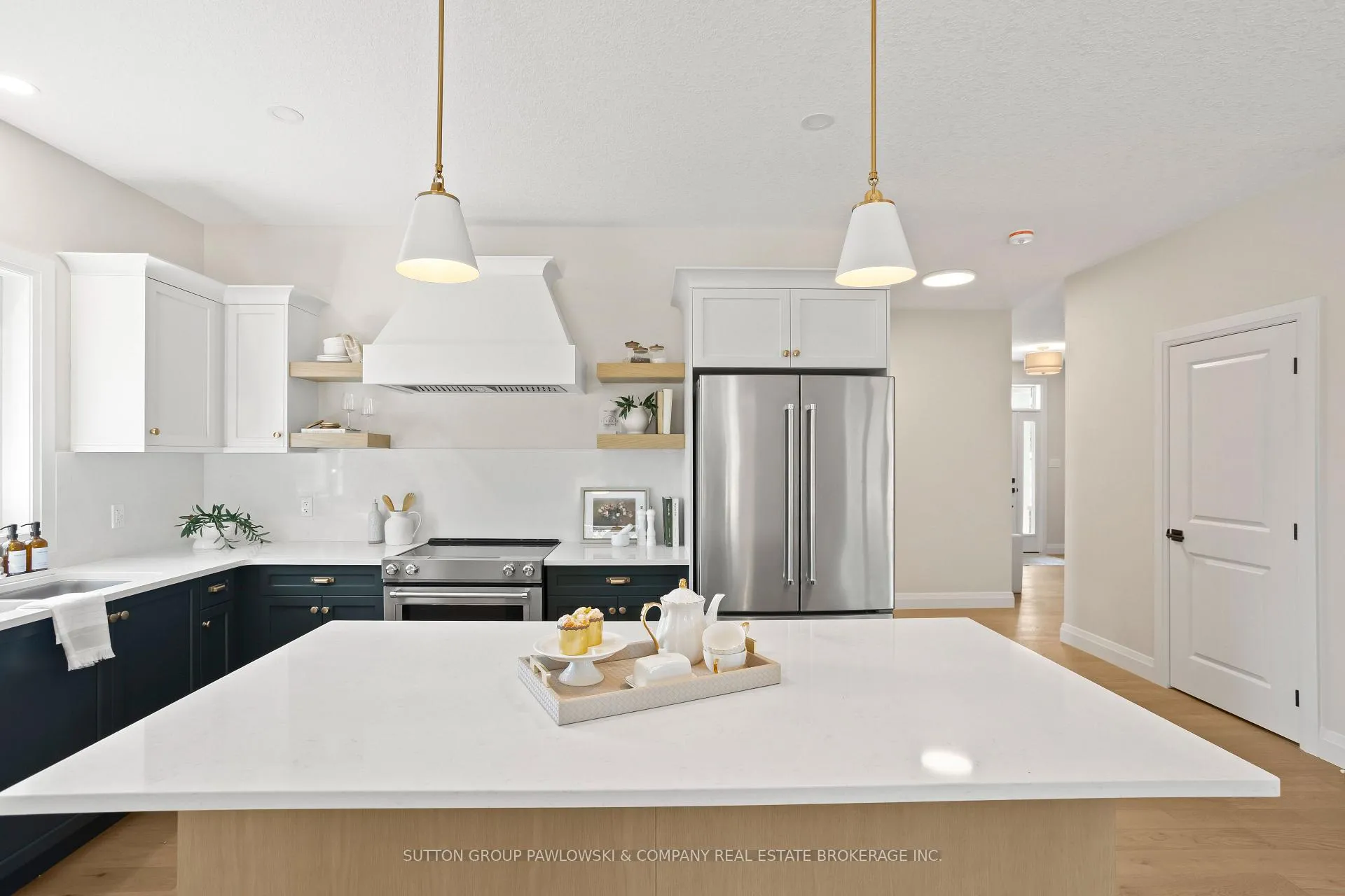 Photo 5 of 29 Spruce Crescent, North Middlesex, Parkhill — HOMEH