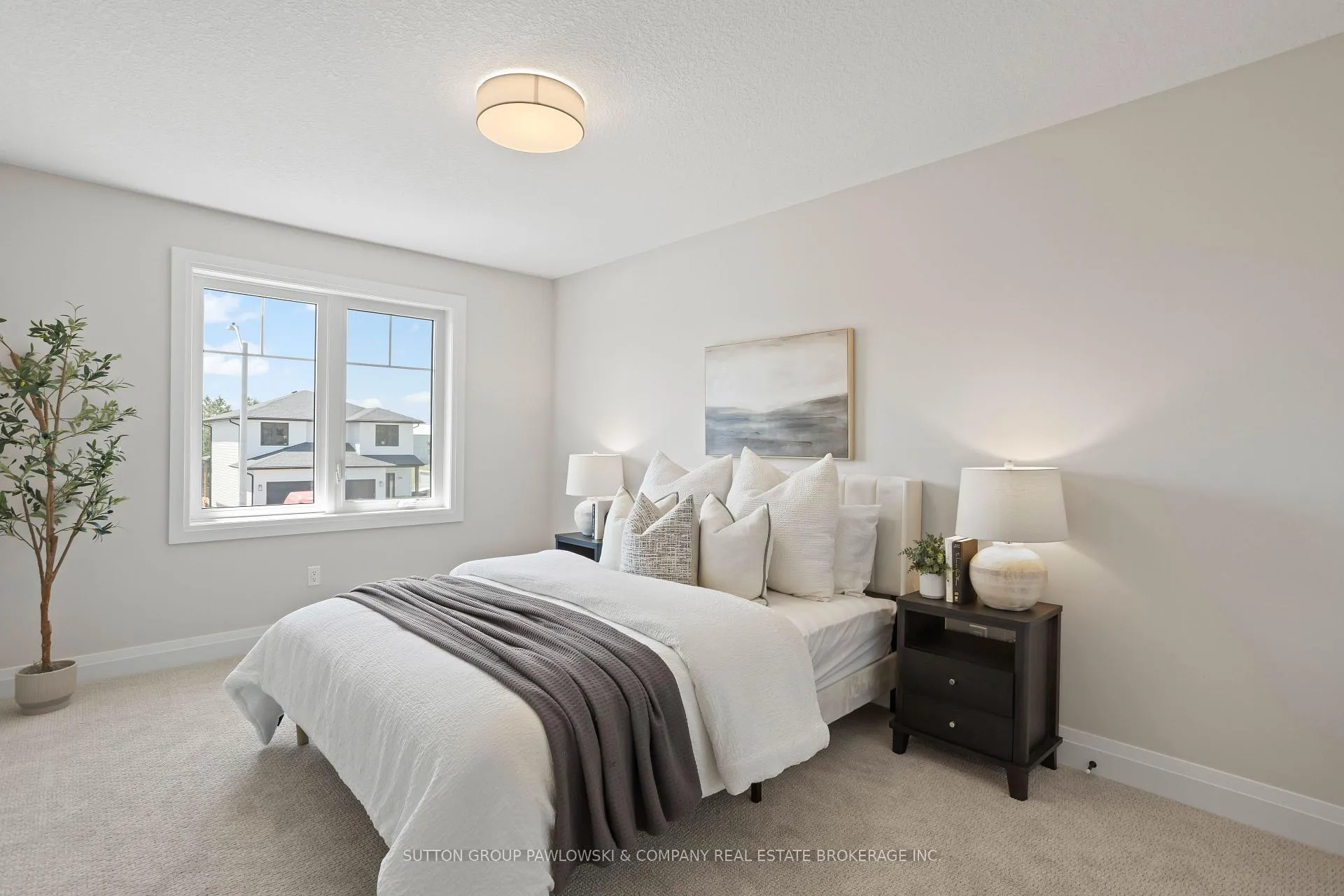 Photo 26 of 29 Spruce Crescent, North Middlesex, Parkhill — HOMEH
