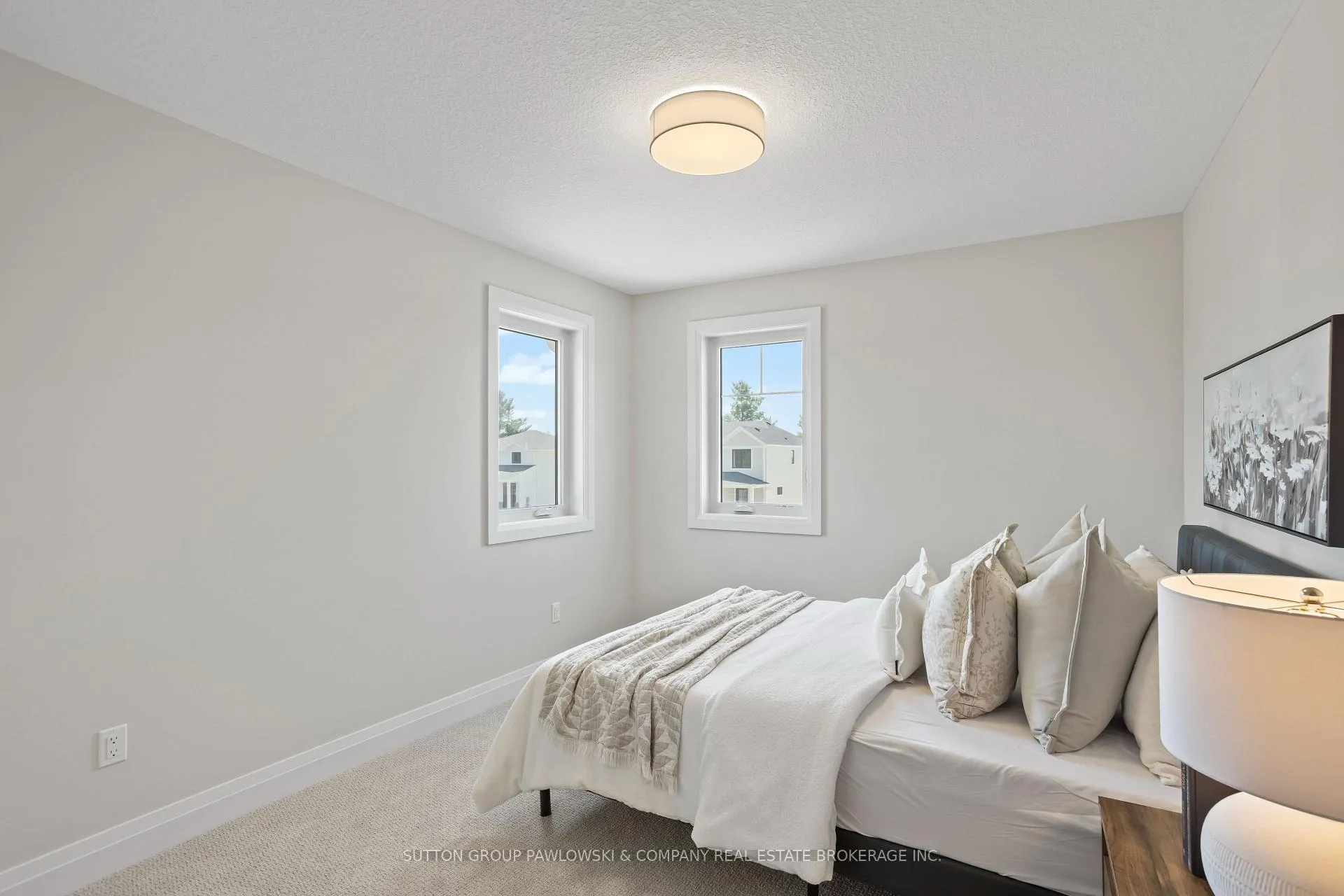 Photo 28 of 29 Spruce Crescent, North Middlesex, Parkhill — HOMEH