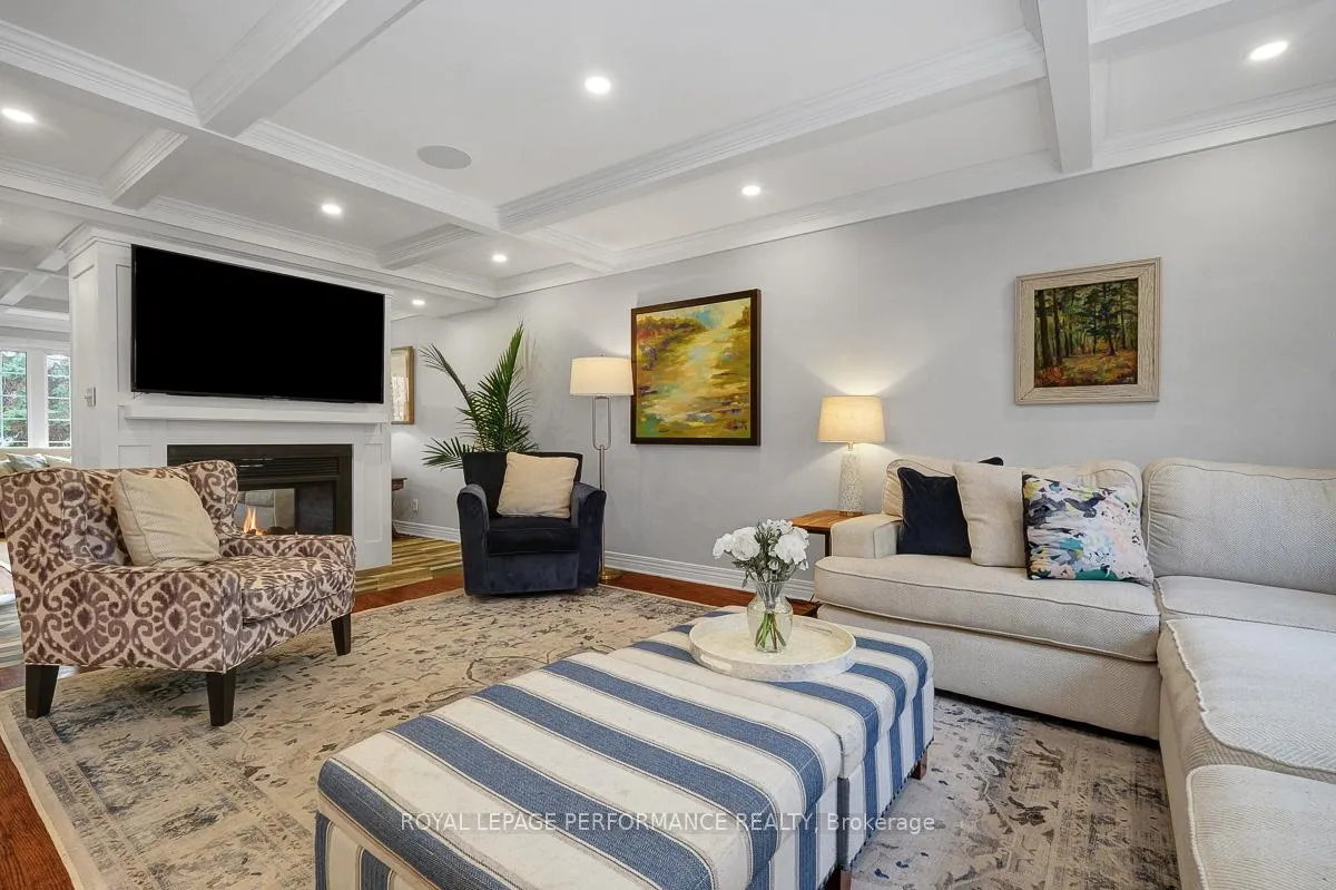 Photo 7 of 6164 Ravine Way, Ottawa, Hiawatha Park/Convent Glen — HOMEH
