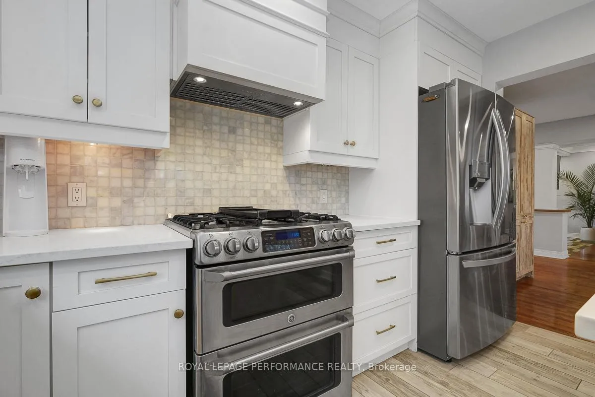Photo 13 of 6164 Ravine Way, Ottawa, Hiawatha Park/Convent Glen — HOMEH