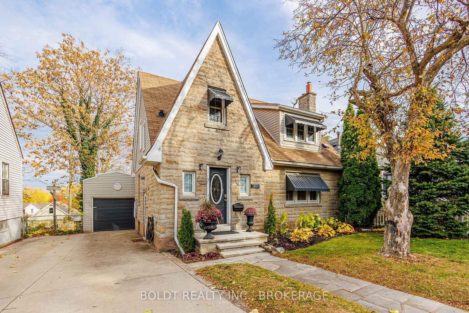 Front of 6351 Leeming Street