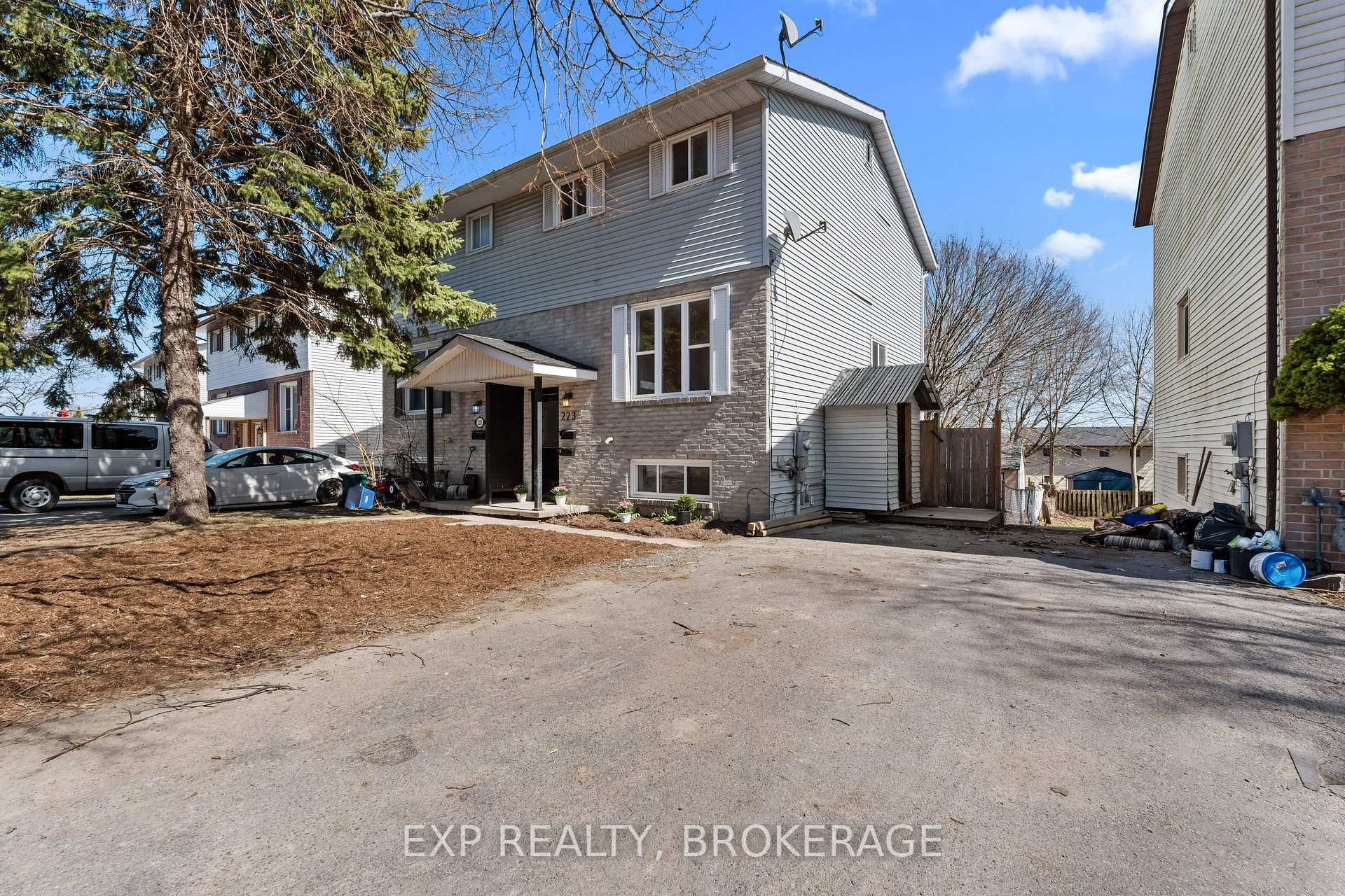 Photo 1 of 223 Guthrie Drive, Kingston, Rideau — HOMEH