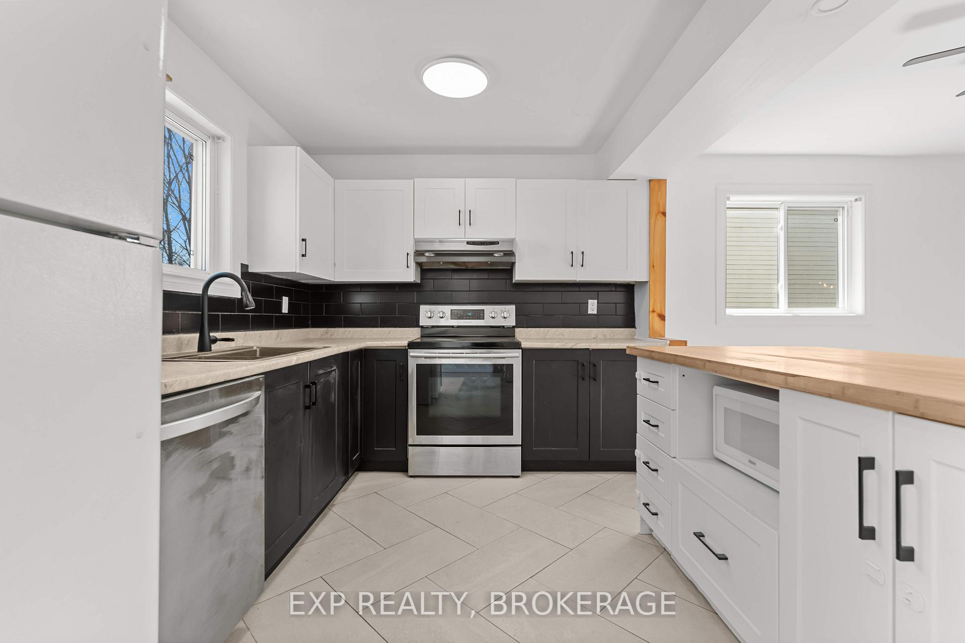 Photo 4 of 223 Guthrie Drive, Kingston, Rideau — HOMEH