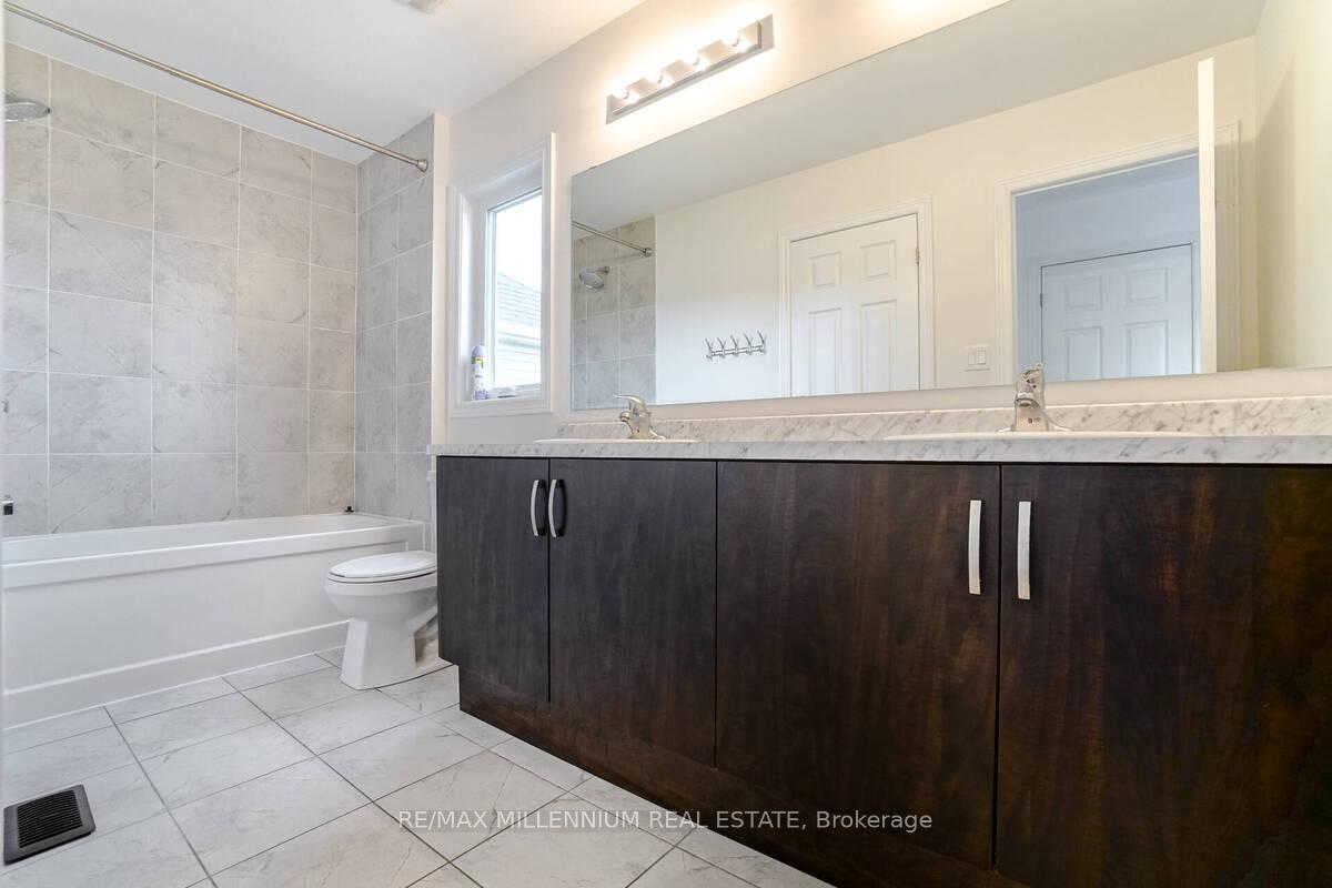 Photo 17 of 81 Kennedy Boulevard, New Tecumseth, Alliston — HOMEH