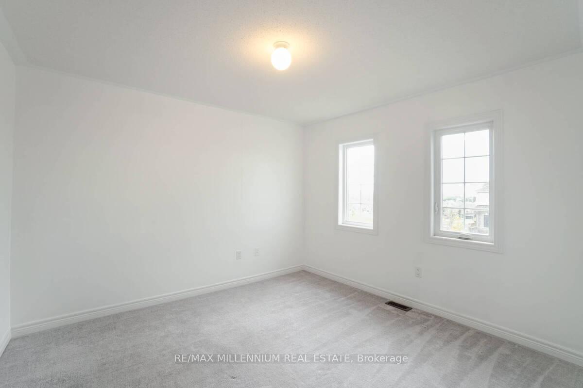 Photo 18 of 81 Kennedy Boulevard, New Tecumseth, Alliston — HOMEH