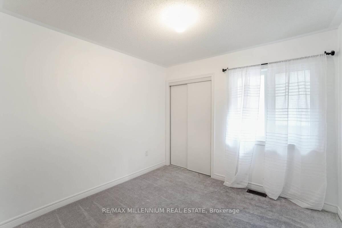 Photo 20 of 81 Kennedy Boulevard, New Tecumseth, Alliston — HOMEH