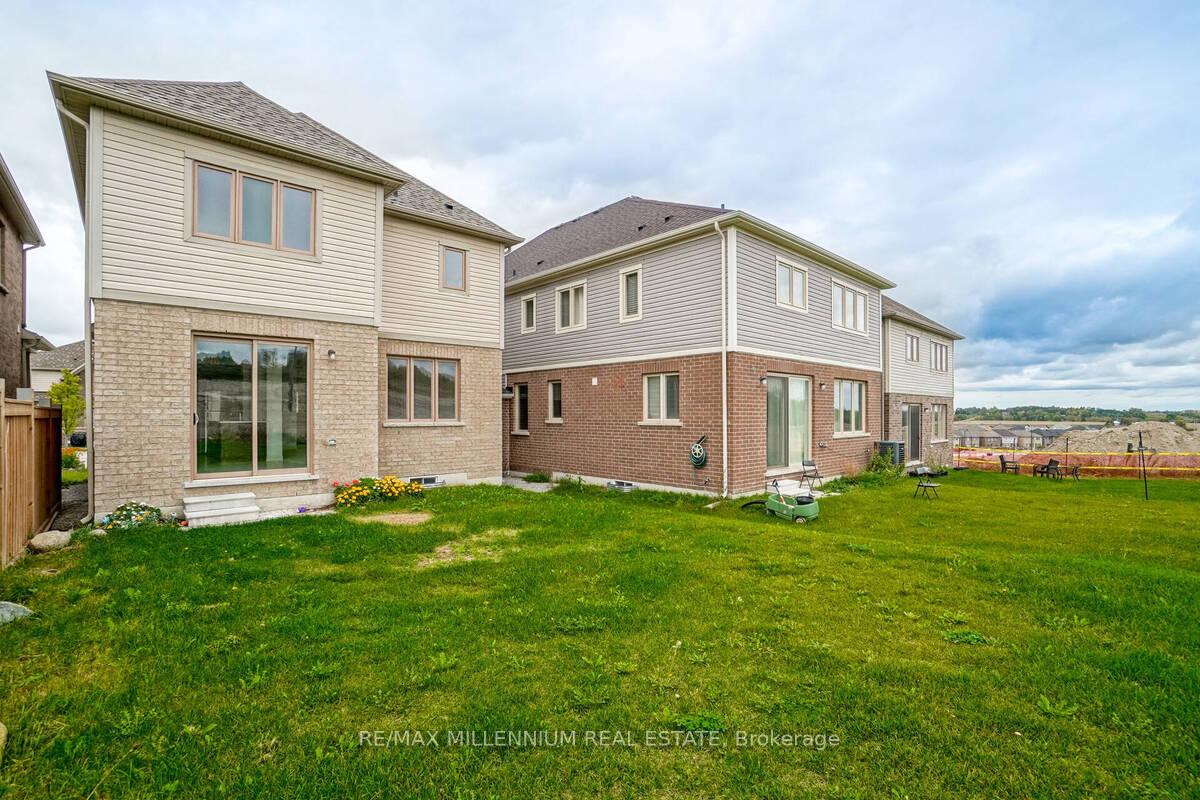 Photo 28 of 81 Kennedy Boulevard, New Tecumseth, Alliston — HOMEH
