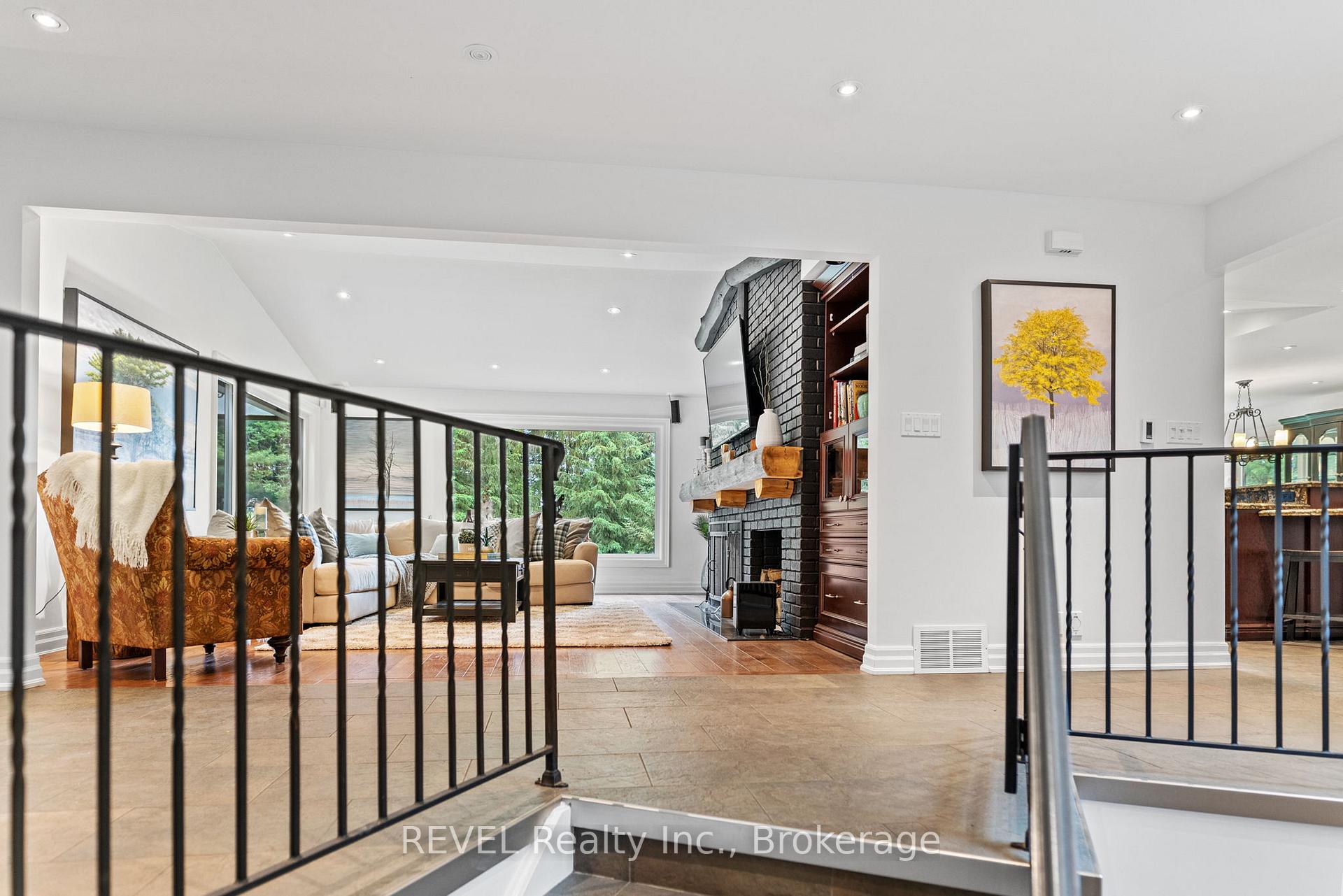 Photo 5 of 2027 Hansler Street, Pelham, North Pelham — HOMEH
